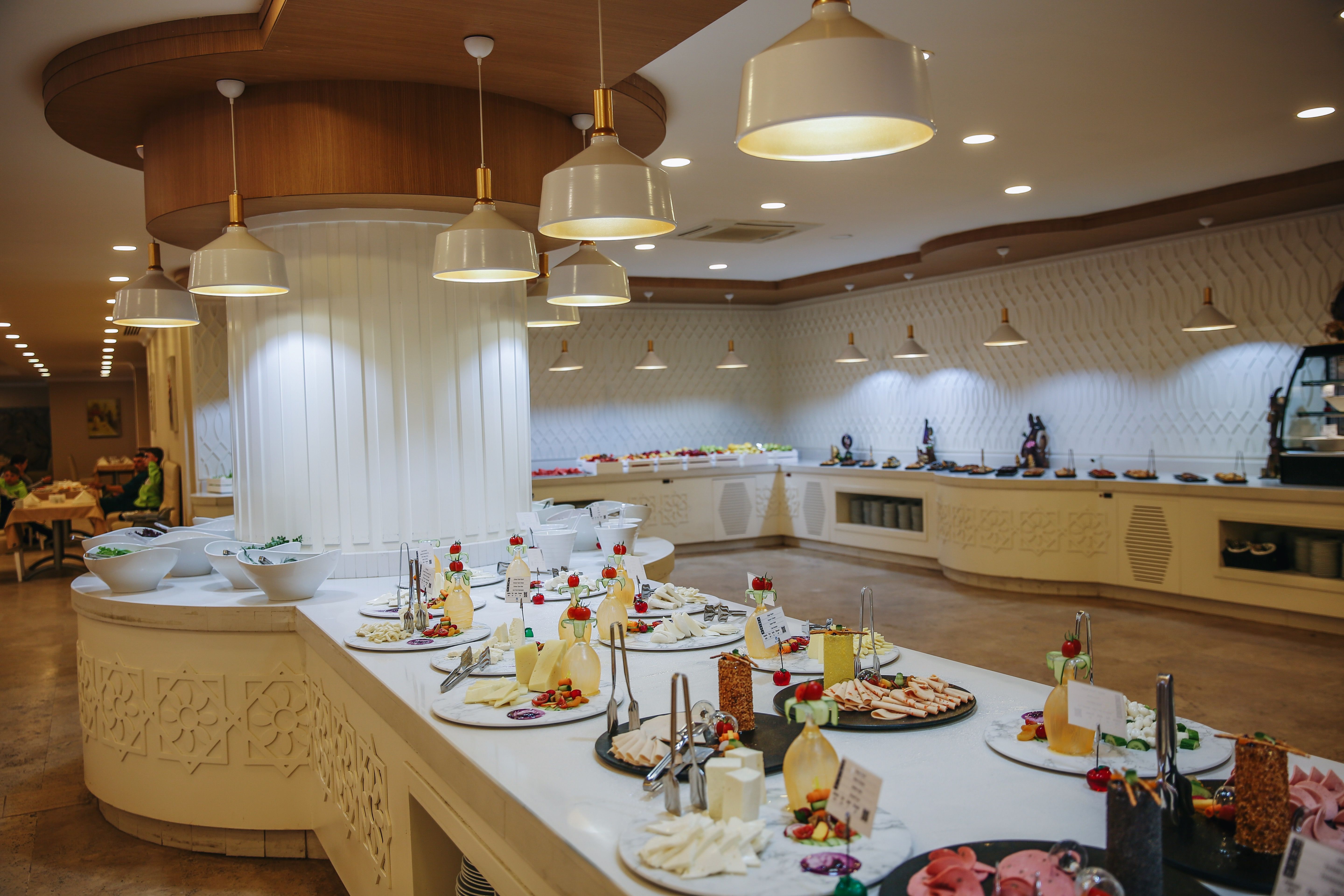 NOVELLA CLASSIC RESTAURANT