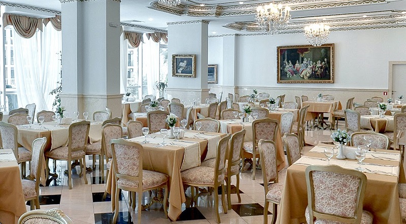 Restaurant Planeta.jpg