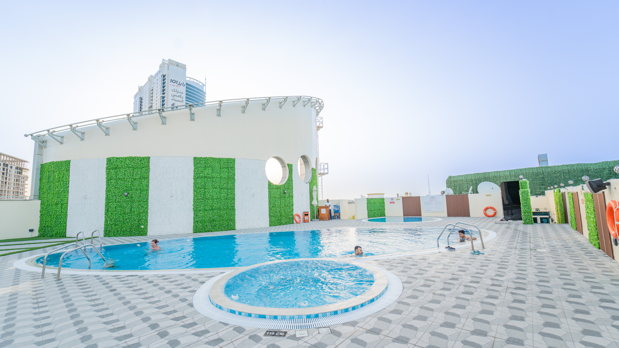 Piscina deschisă