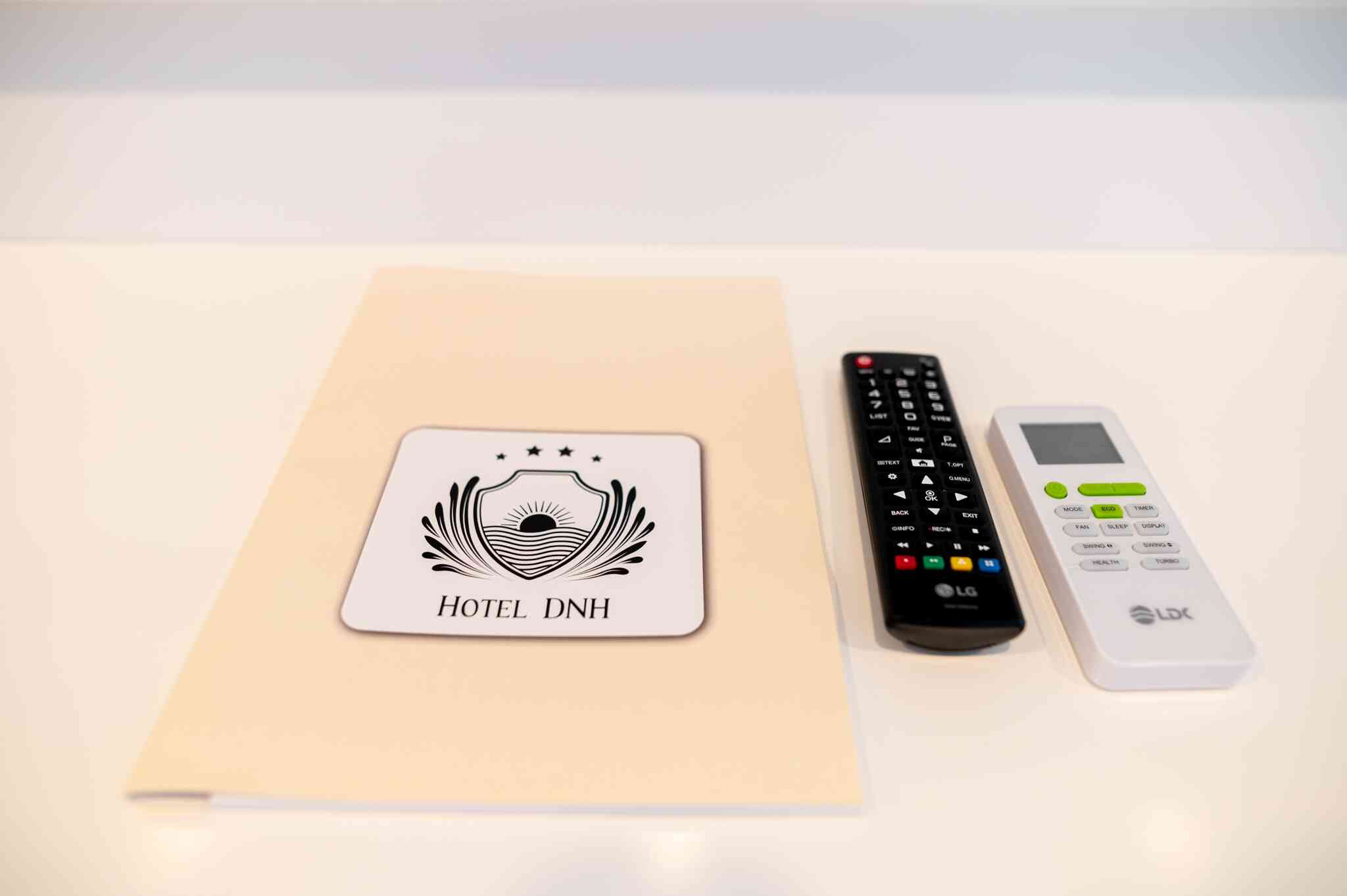 CAMERA DUBLA PREMIUM CU TERASA