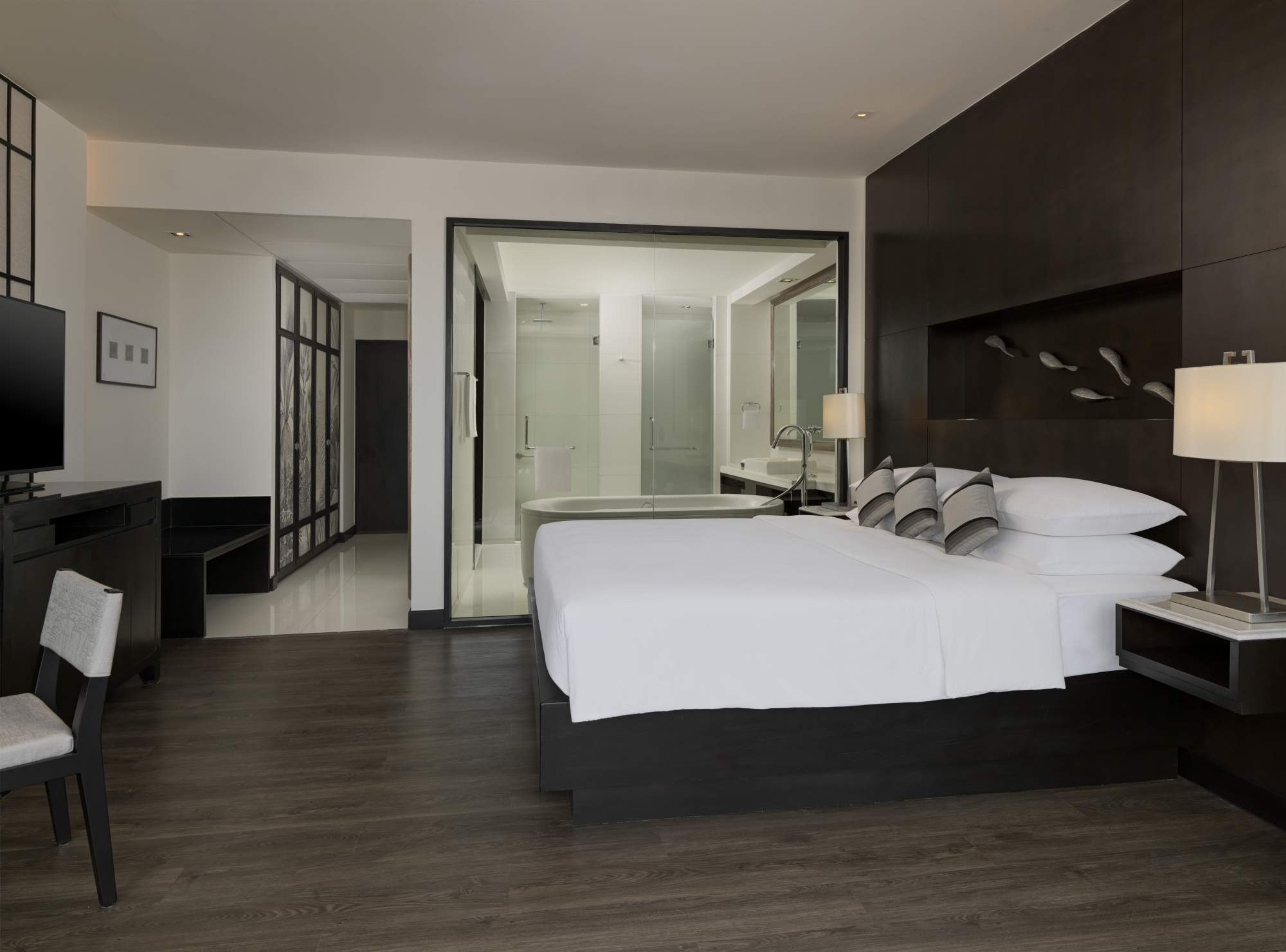 KING/ TWIN BED WITH OCEAN VIEW 