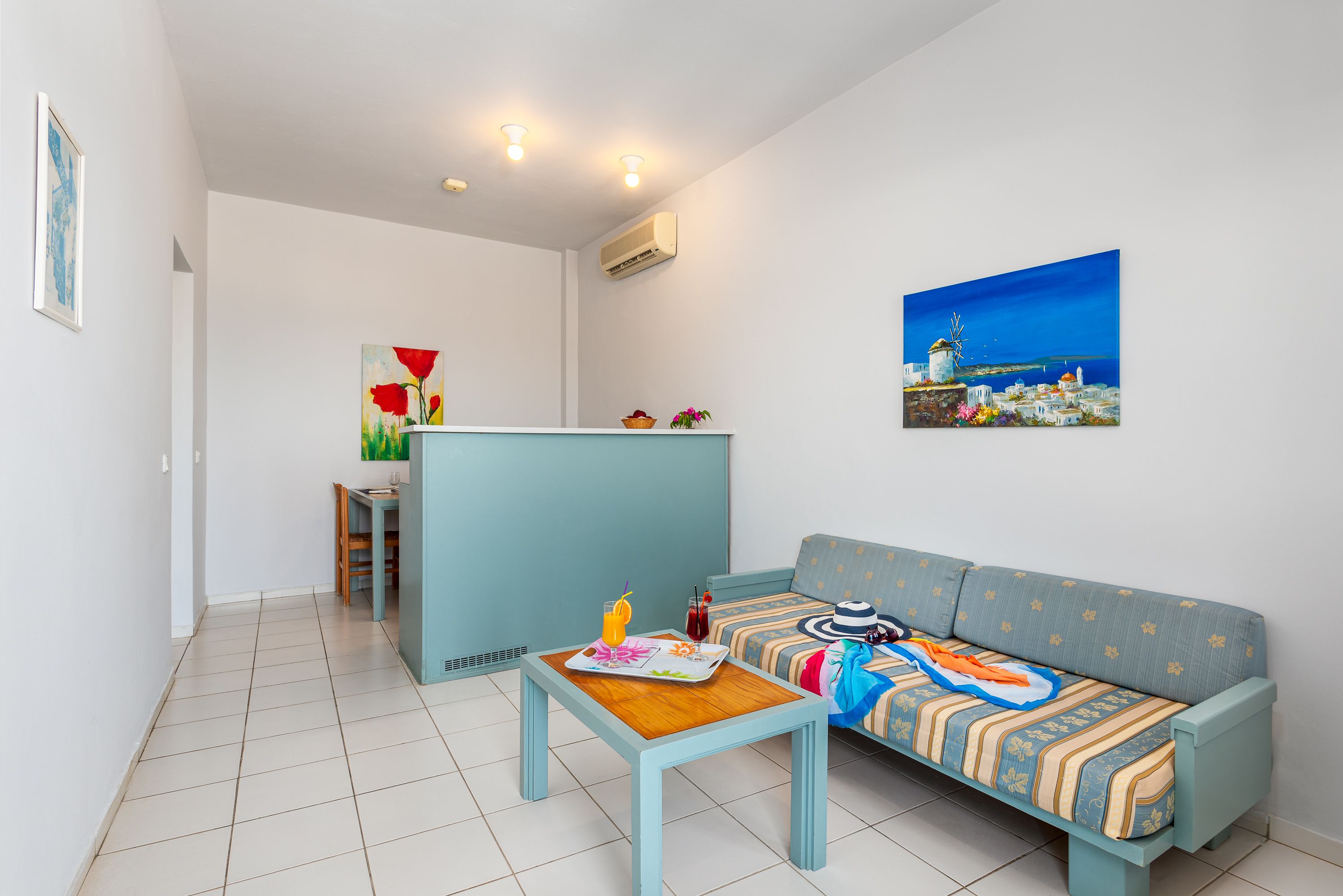 One Bedroom Apartment Inland view 
