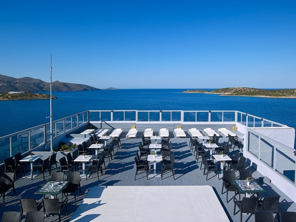 Creta, Hotel Mistral Bay, terasa, peisaj.jpeg