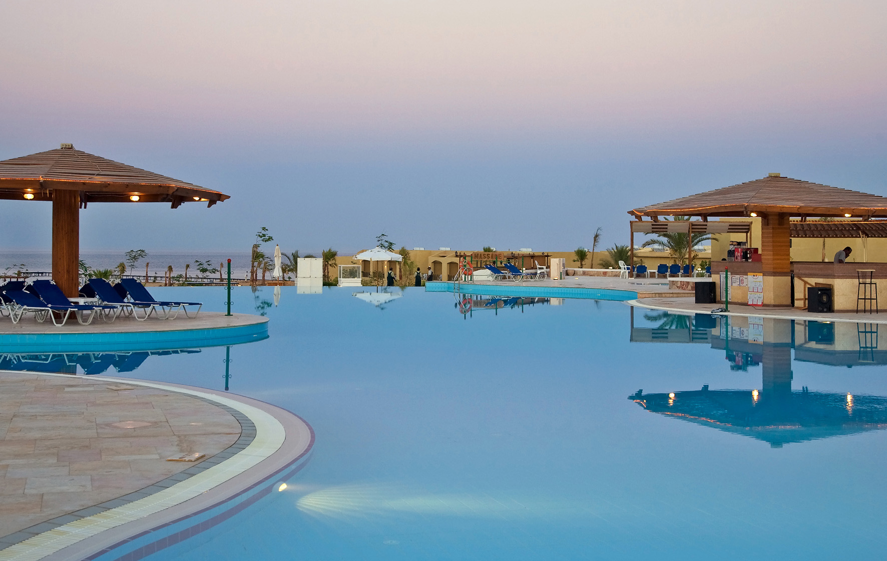 Piscina deschisă