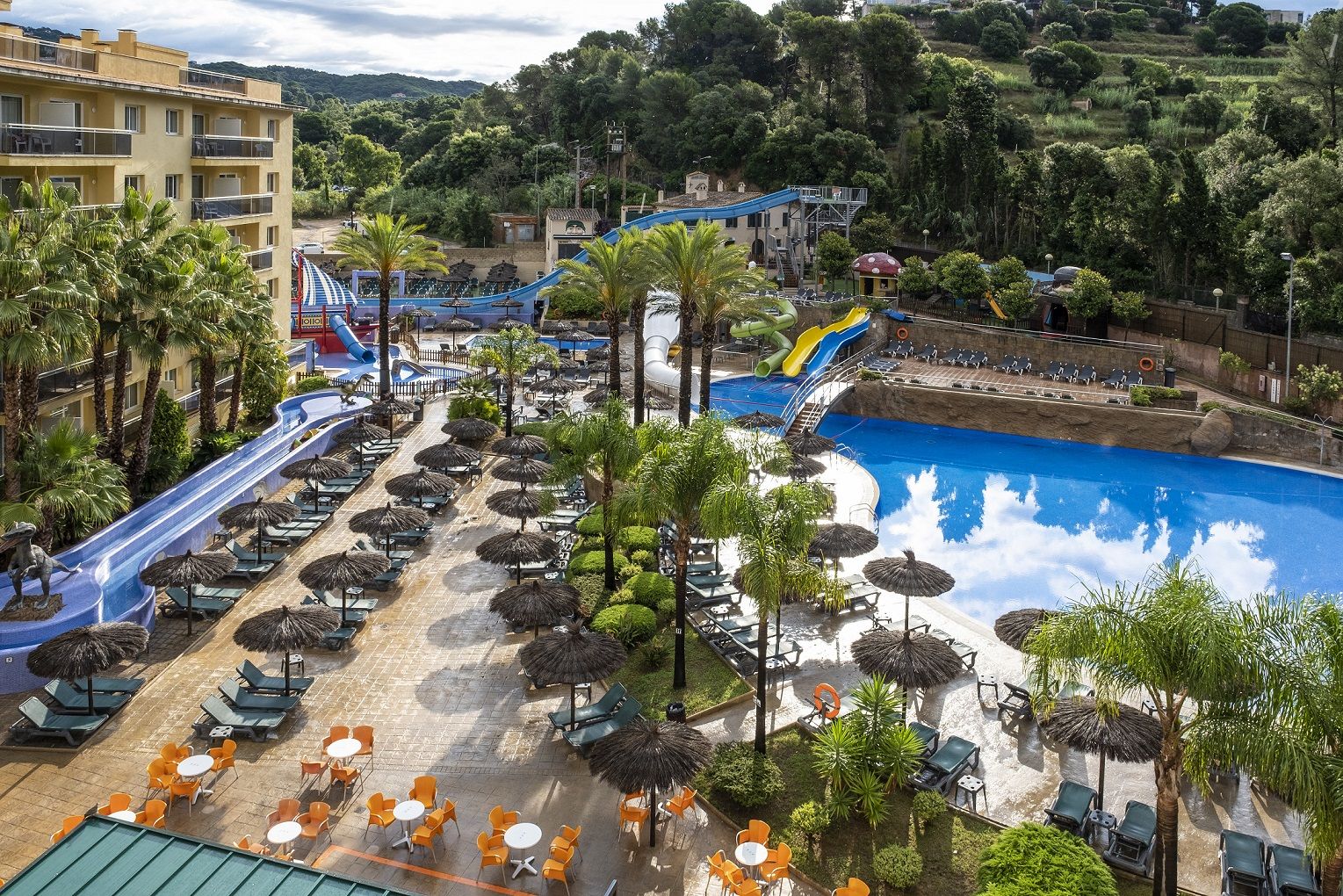 Piscina deschisă