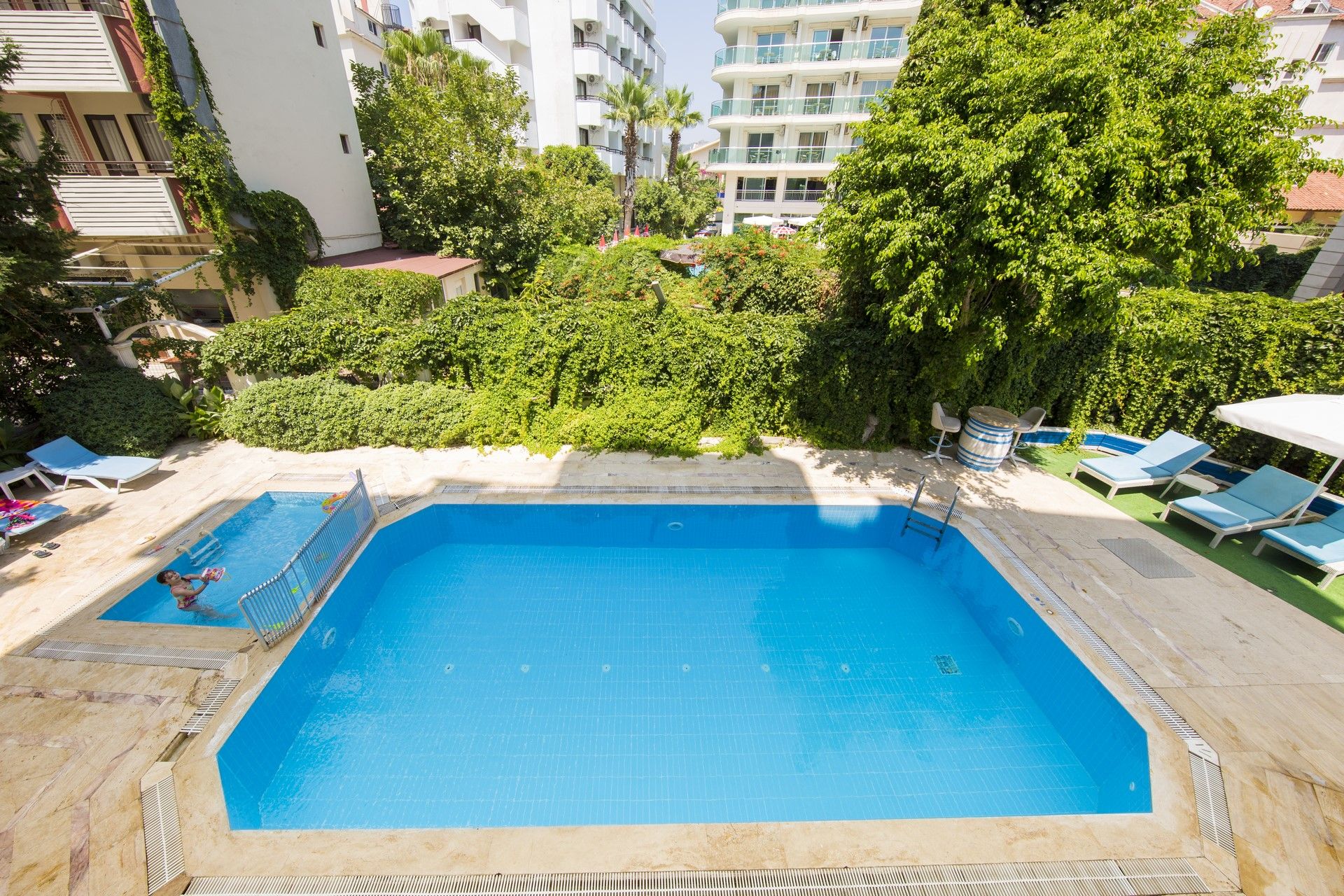 Piscina deschisă