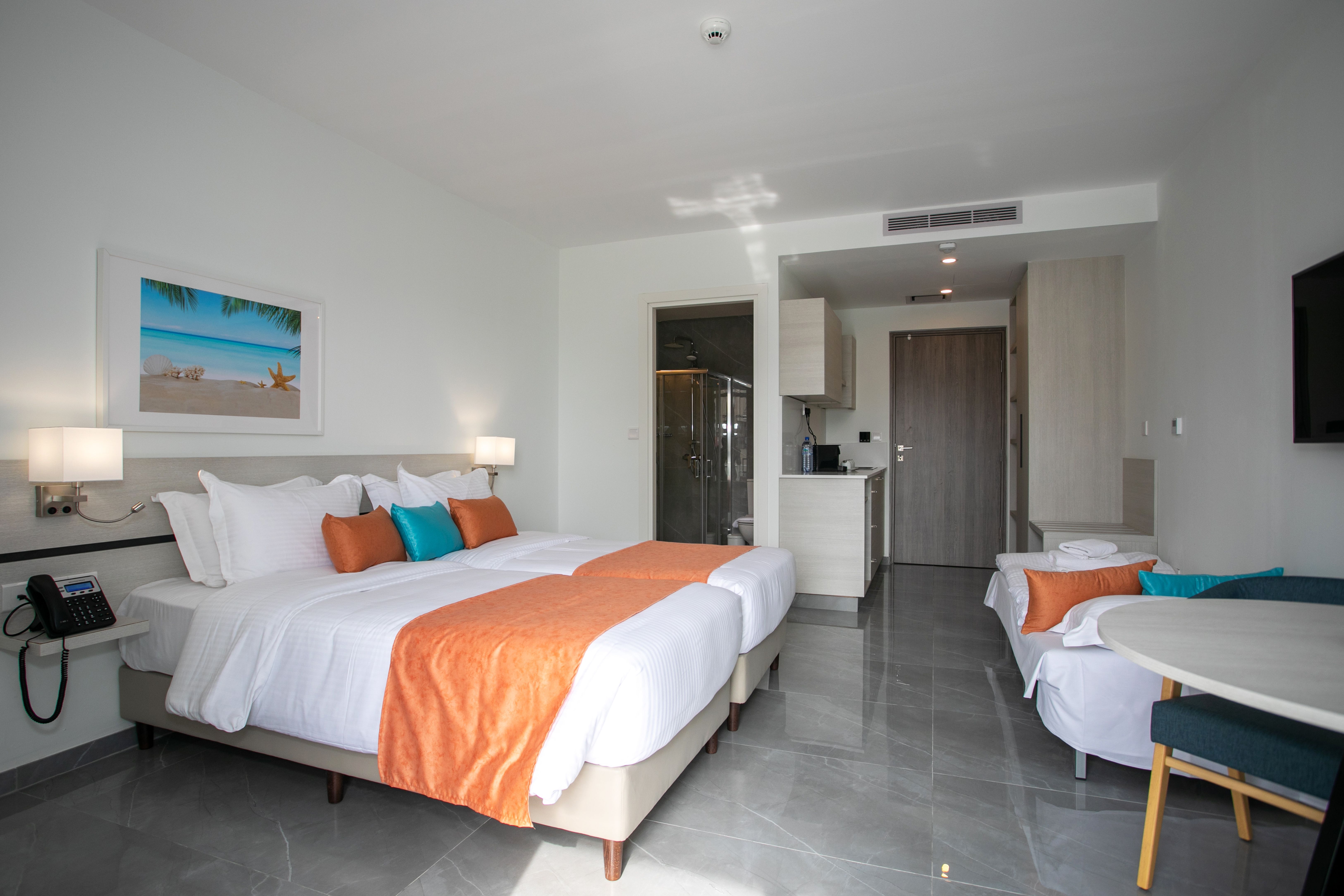ONE BEDROOM SUITE