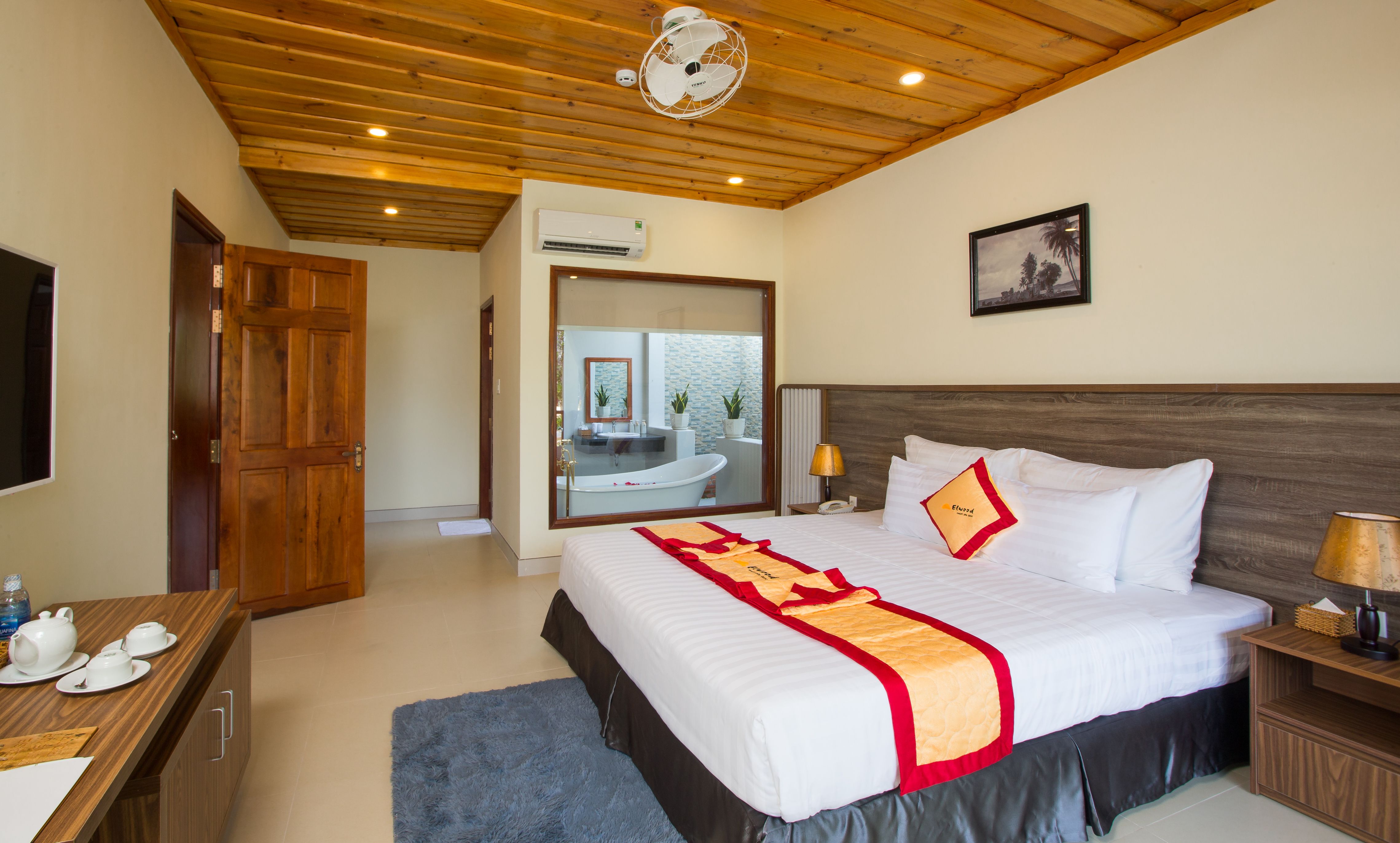 FAMILY SUITE BALCONY 