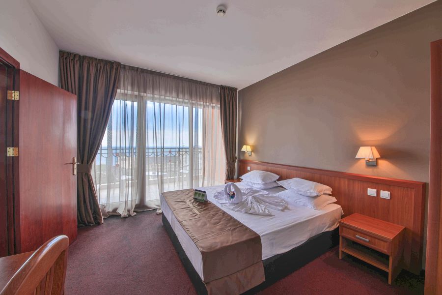 3.One Bedroom Suite _ Prestige Hotel _ Aquapark-2 (1).jpg