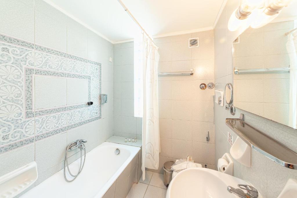 One Bedroom Apartment Sea View  