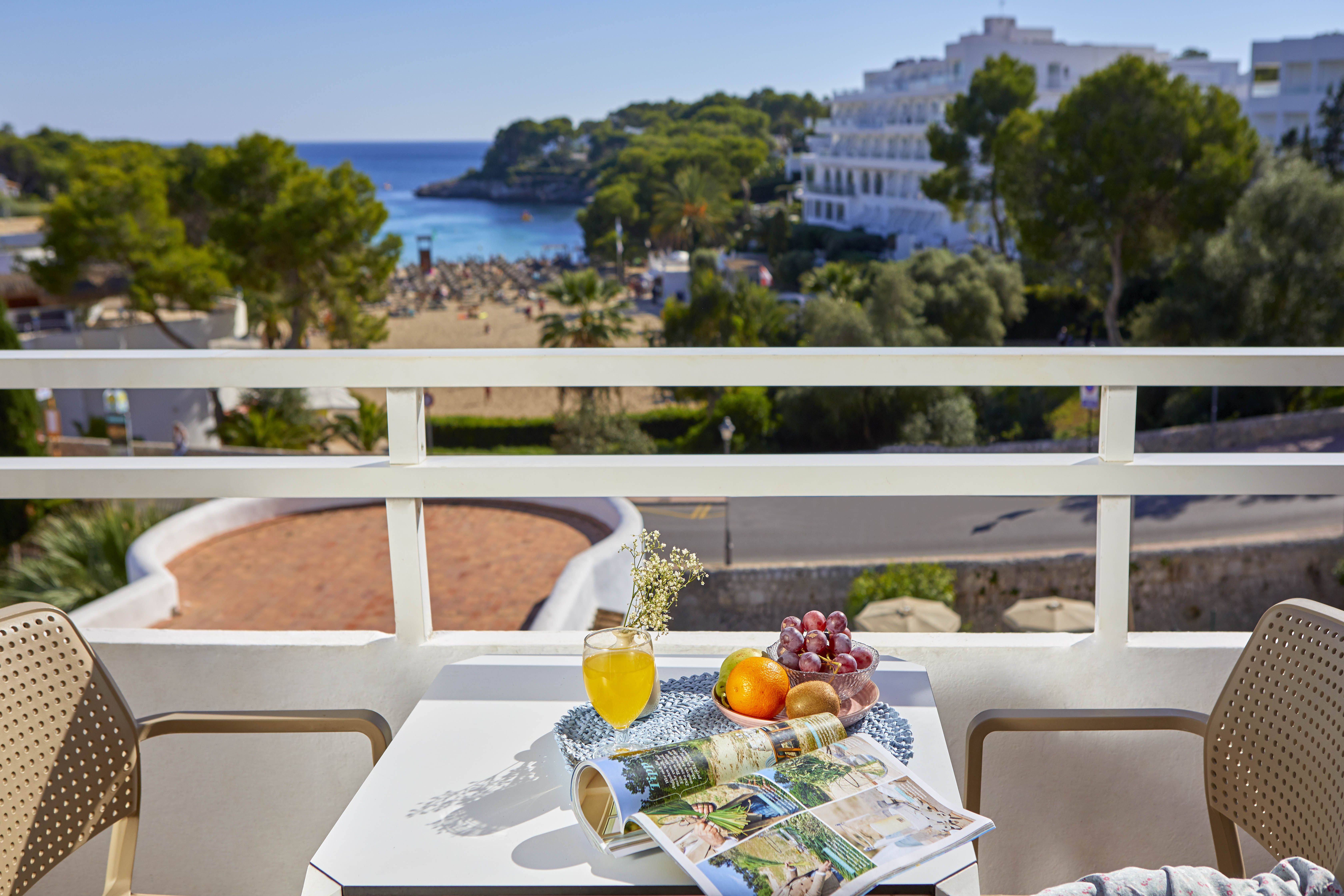 DOUBLE SEA VIEW