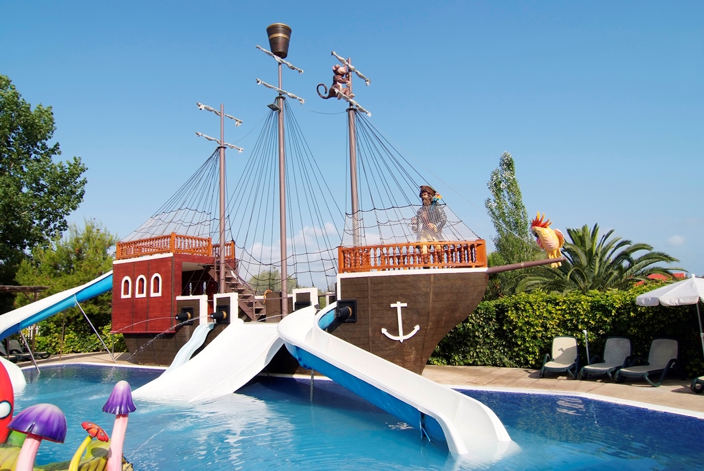 Piscina deschisă
