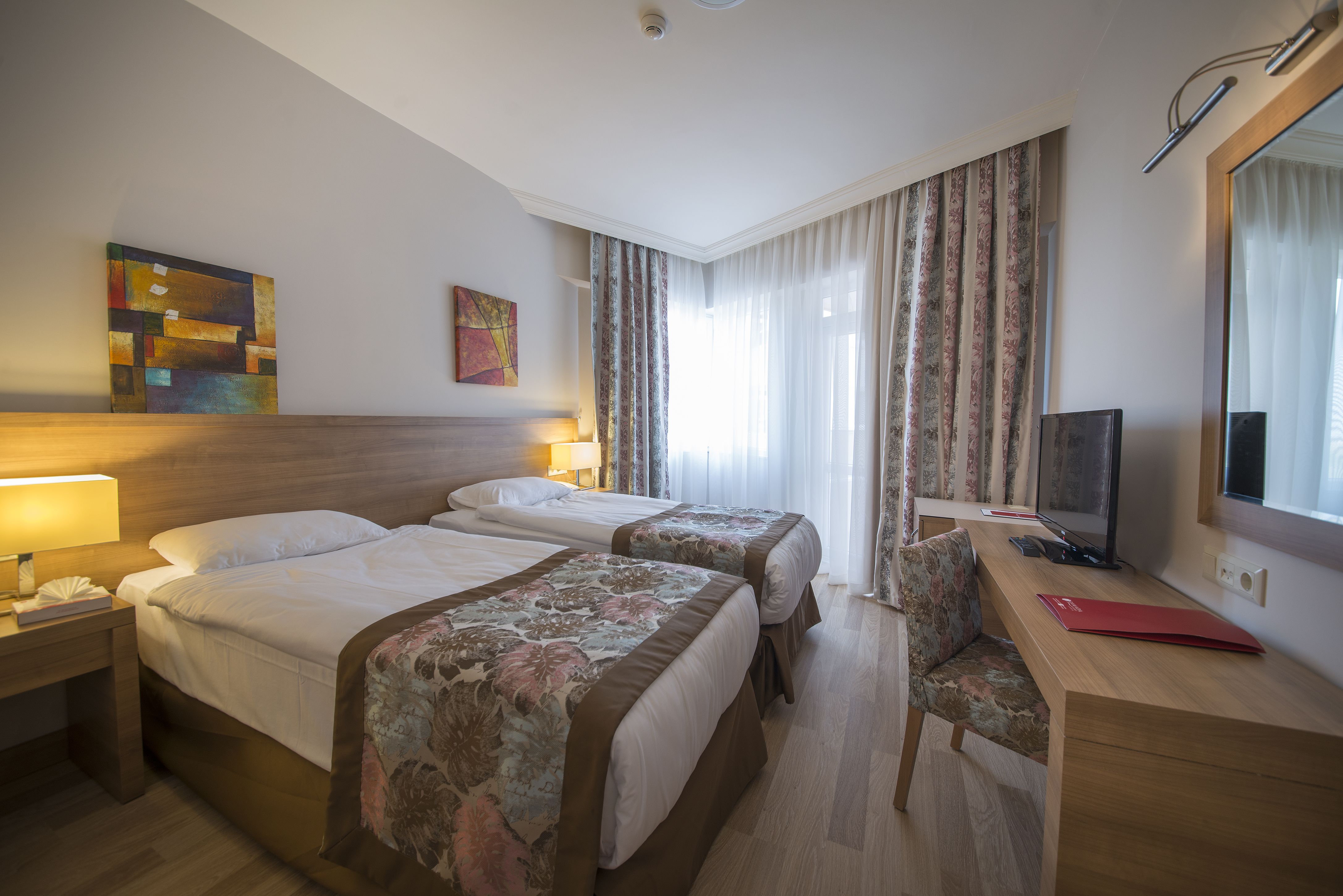 STANDARD ROOM WITH BALCONY