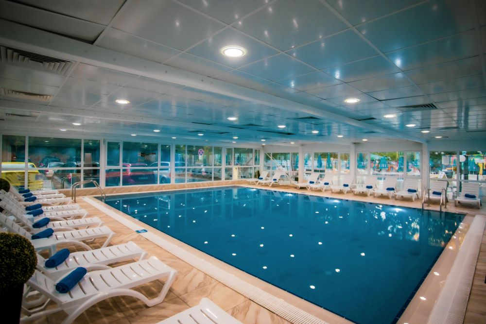 Indoor Pool_ Prestige Deluge Hotel Aquapark Club(4).jpg
