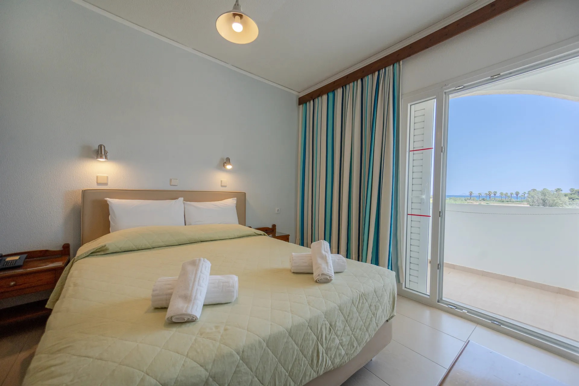TRIPLE ROOM BALCONY