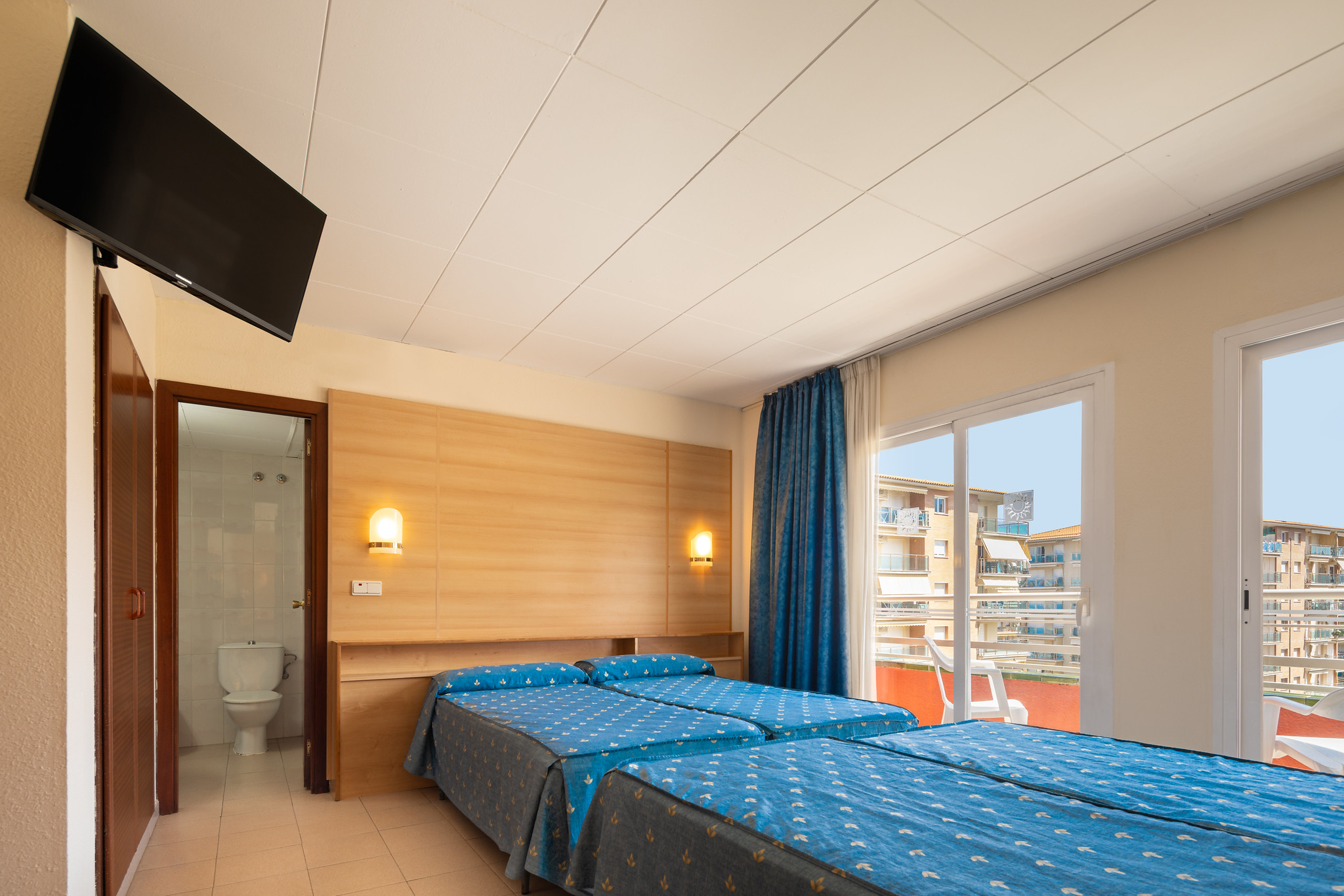 Room Quad Balcony or Terrace 