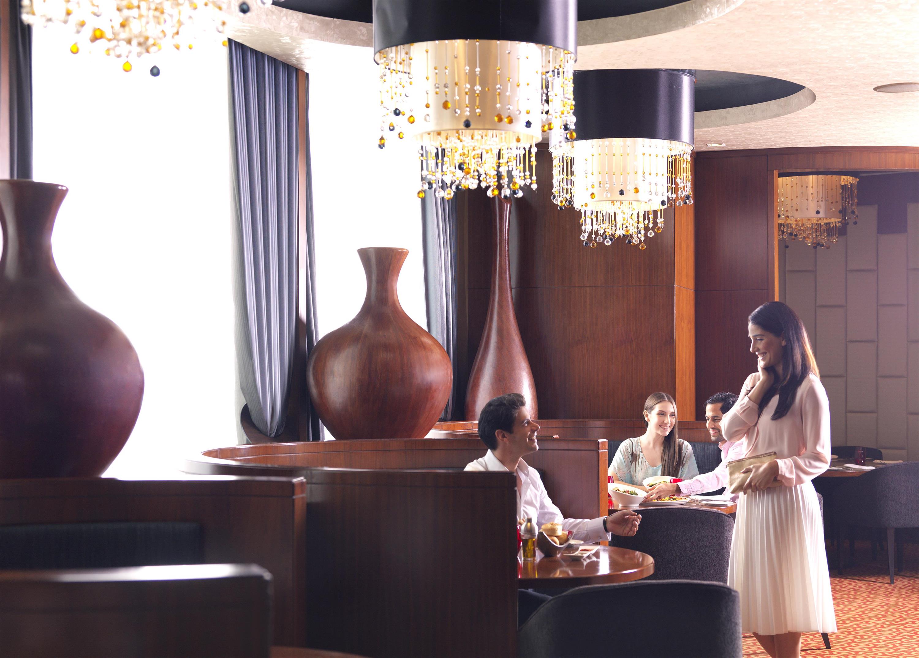 1 A LA CARTE RESTAURANT