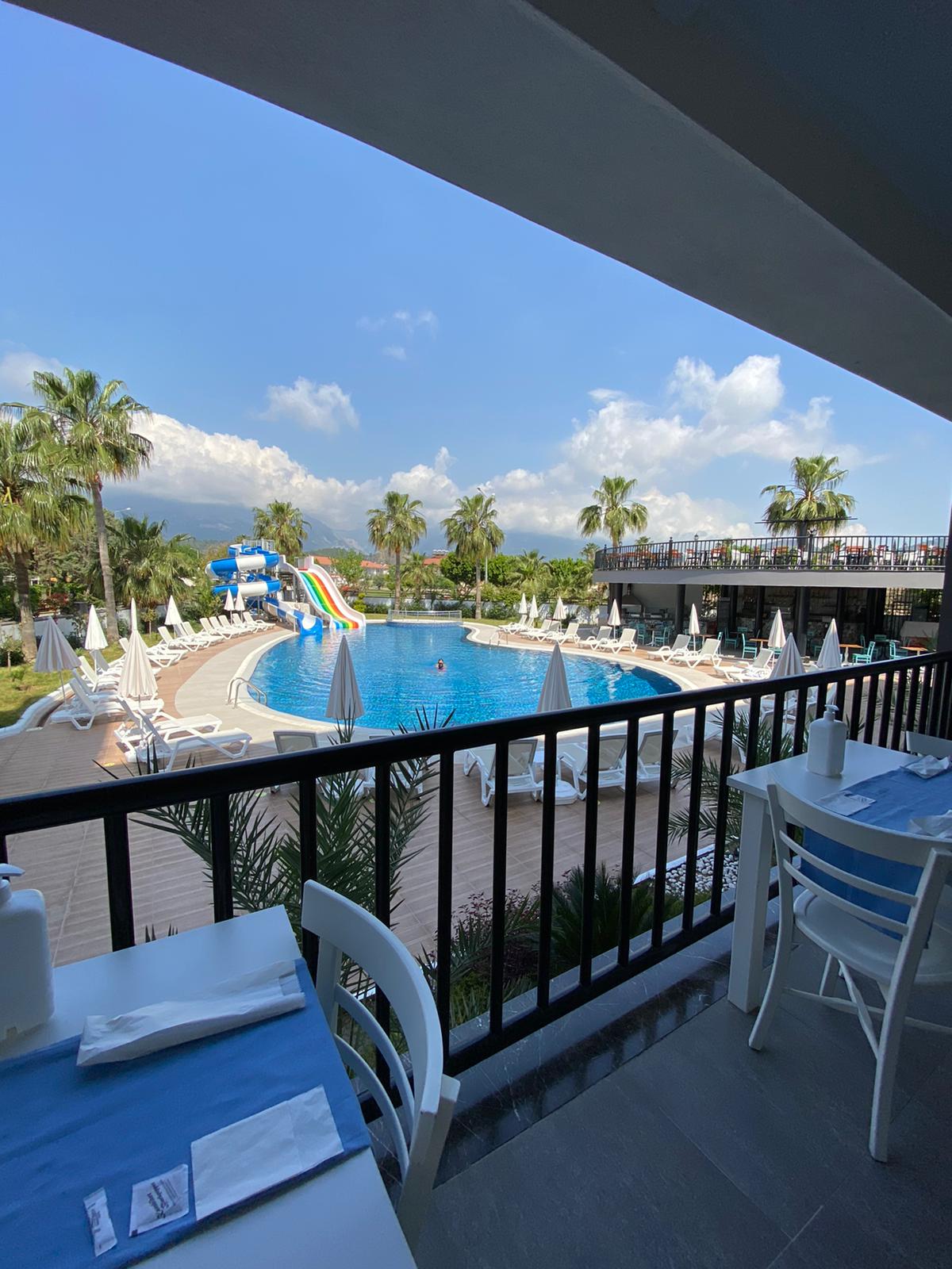 Piscina deschisă