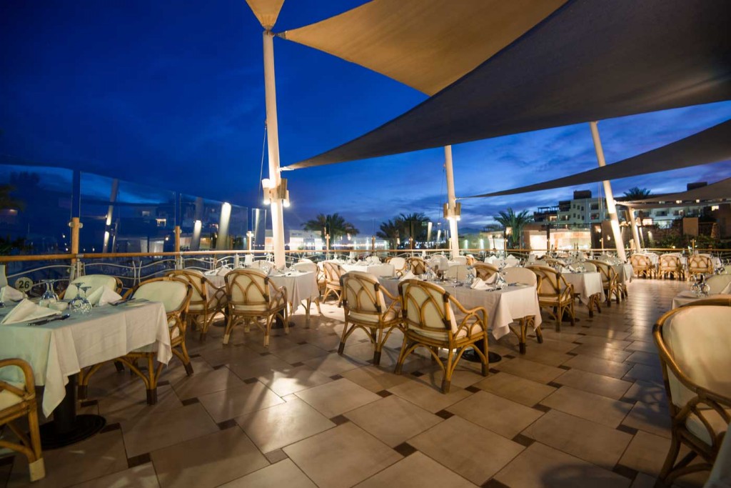 Main Restaurant 