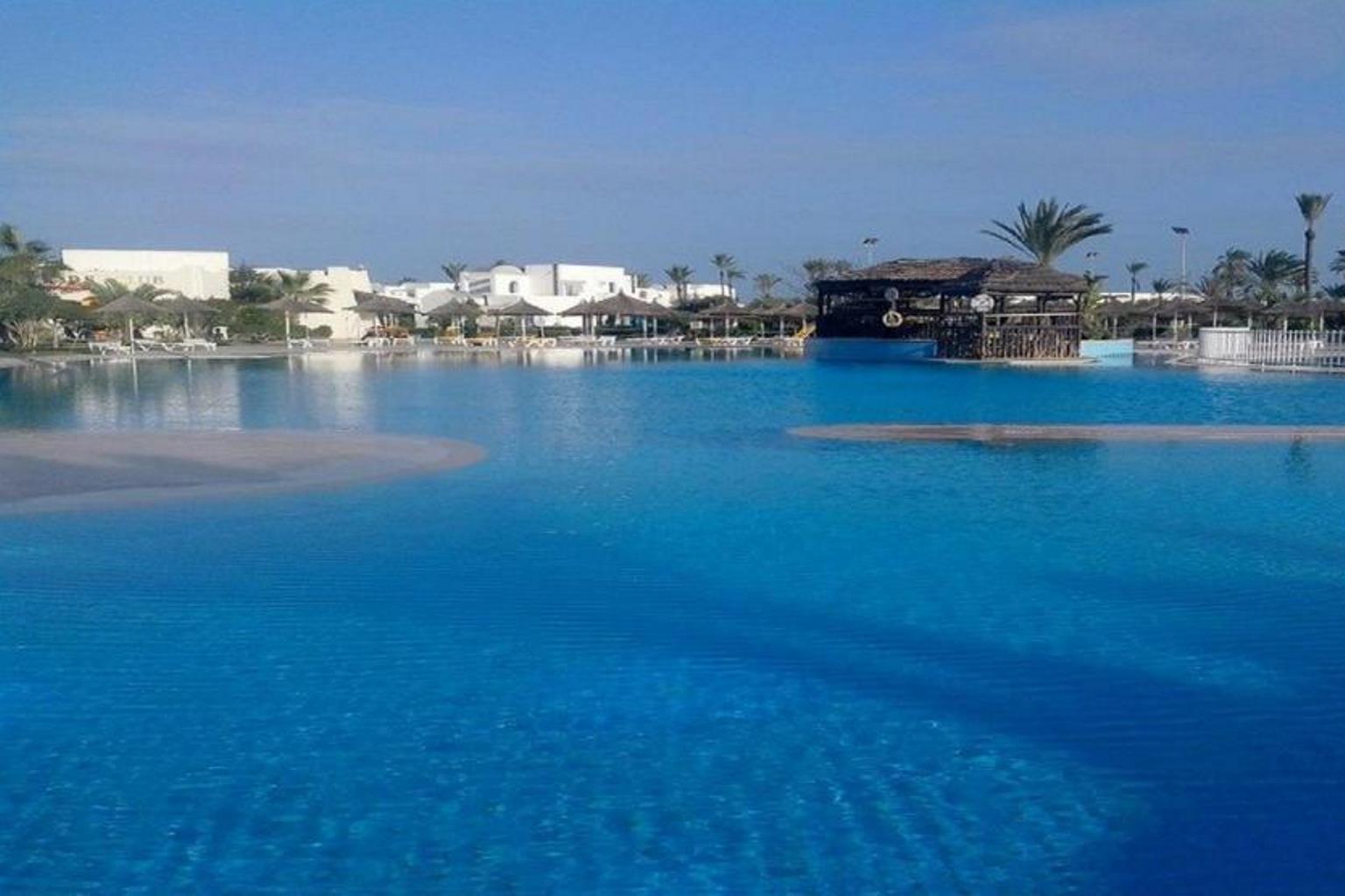 Piscina deschisă