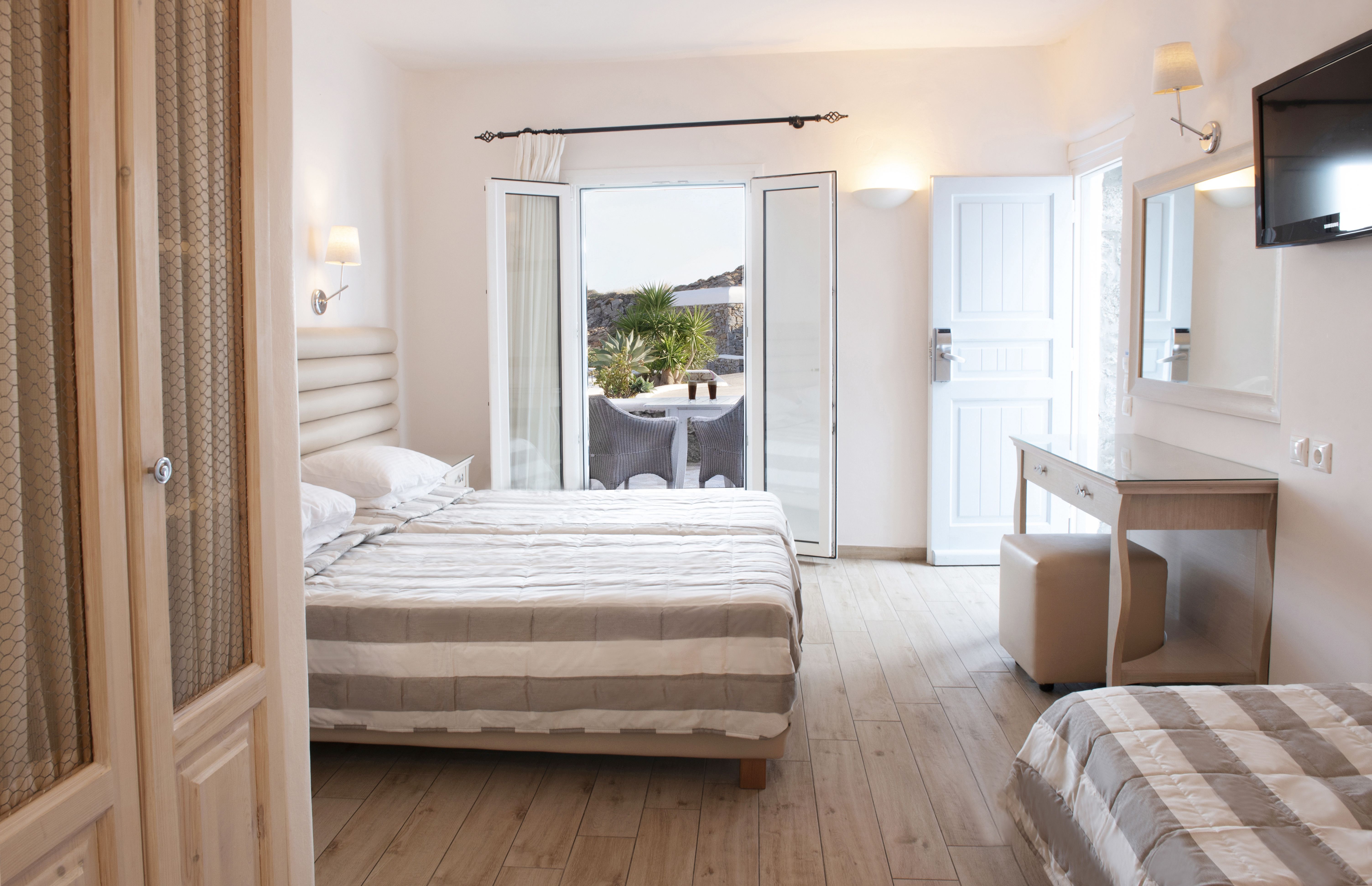 Double or Twin DELUXE SEA VIEW