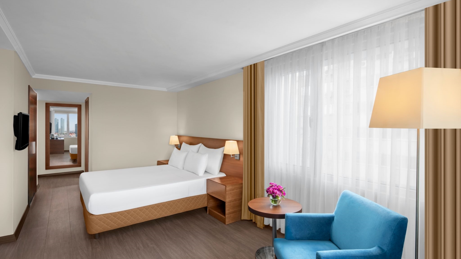 Deluxe King Room