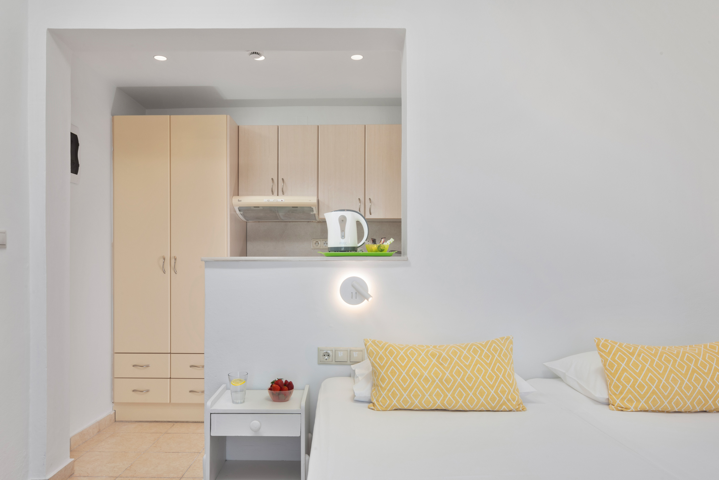 SUPERIOR TWIN/DOUBLE STUDIO WITH SEA VIEW