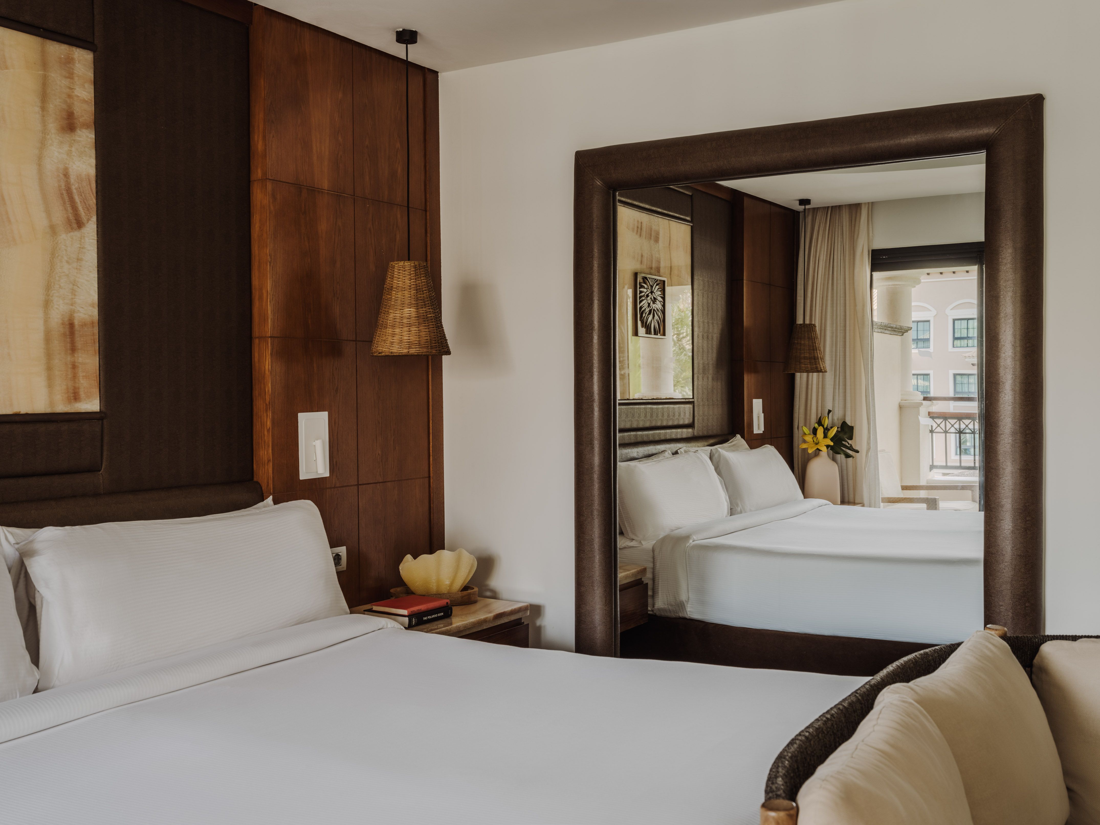 DOUBLE DELUXE SEA VIEW