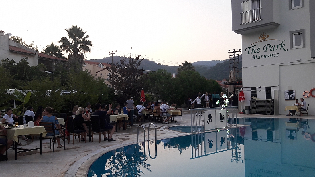 Piscina deschisă