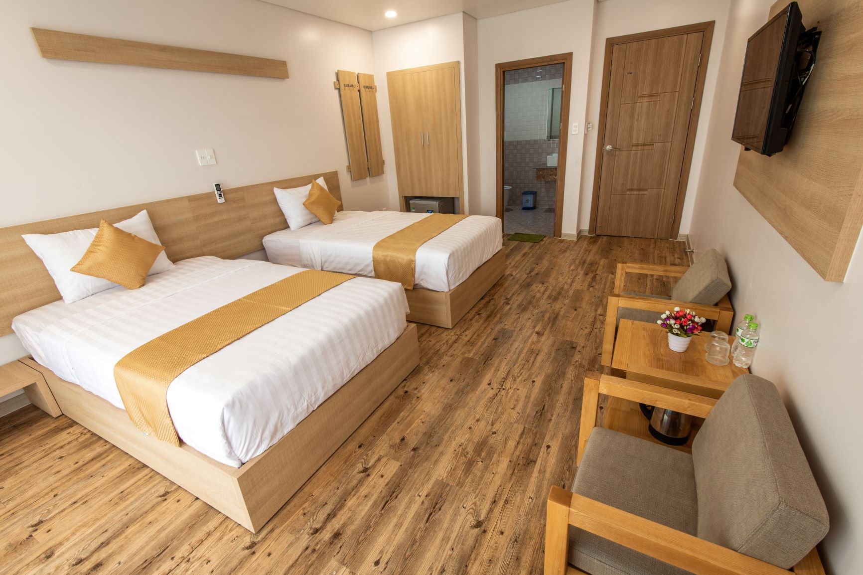 ROOM DELUXE TWIN BALCONY