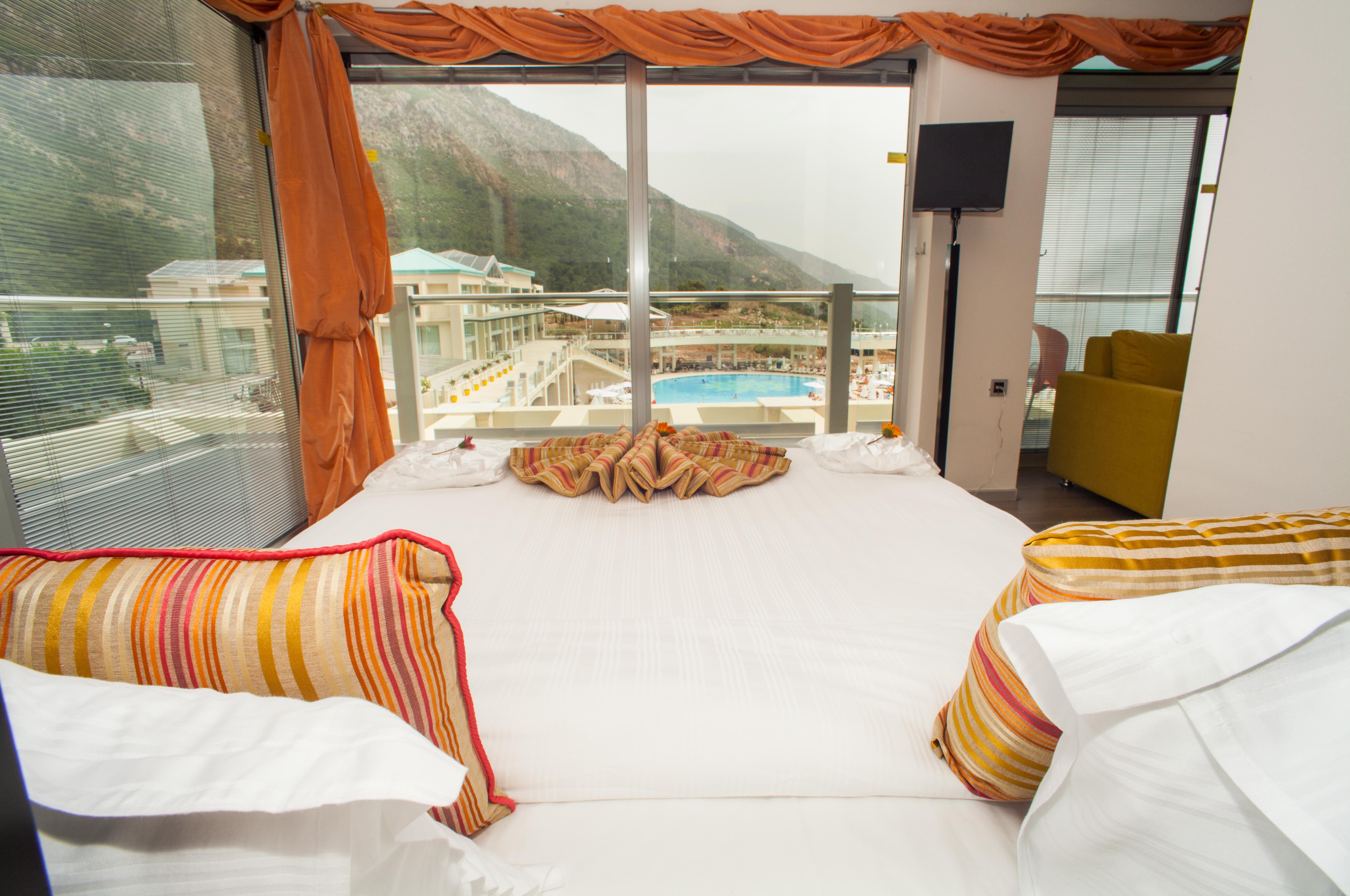 SUITE SIDE SEA VIEW
