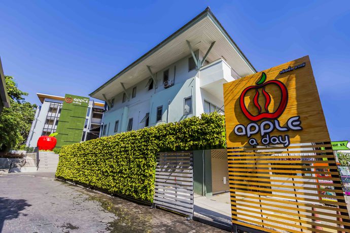 Hotel Apple A Day Resort Karbi