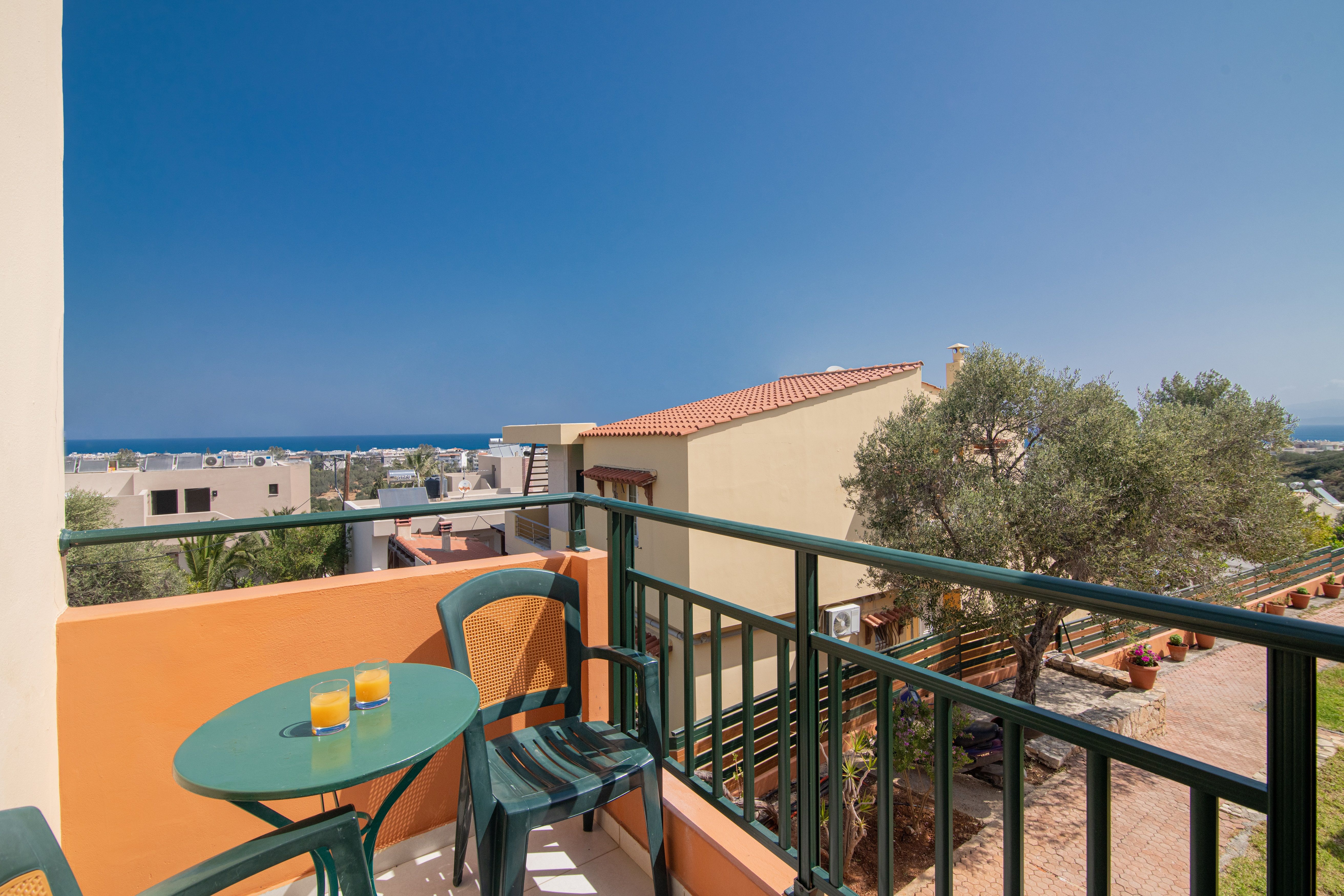 One Bedroom Apartment with Sea View