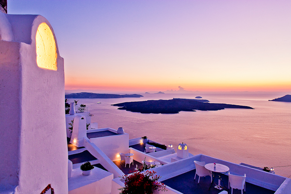 cliffside-hotel-santorini8.jpg
