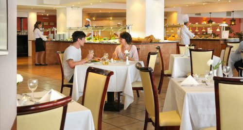 Hotel  Primasol Louis Ionian Sunh  restaurant.jpg