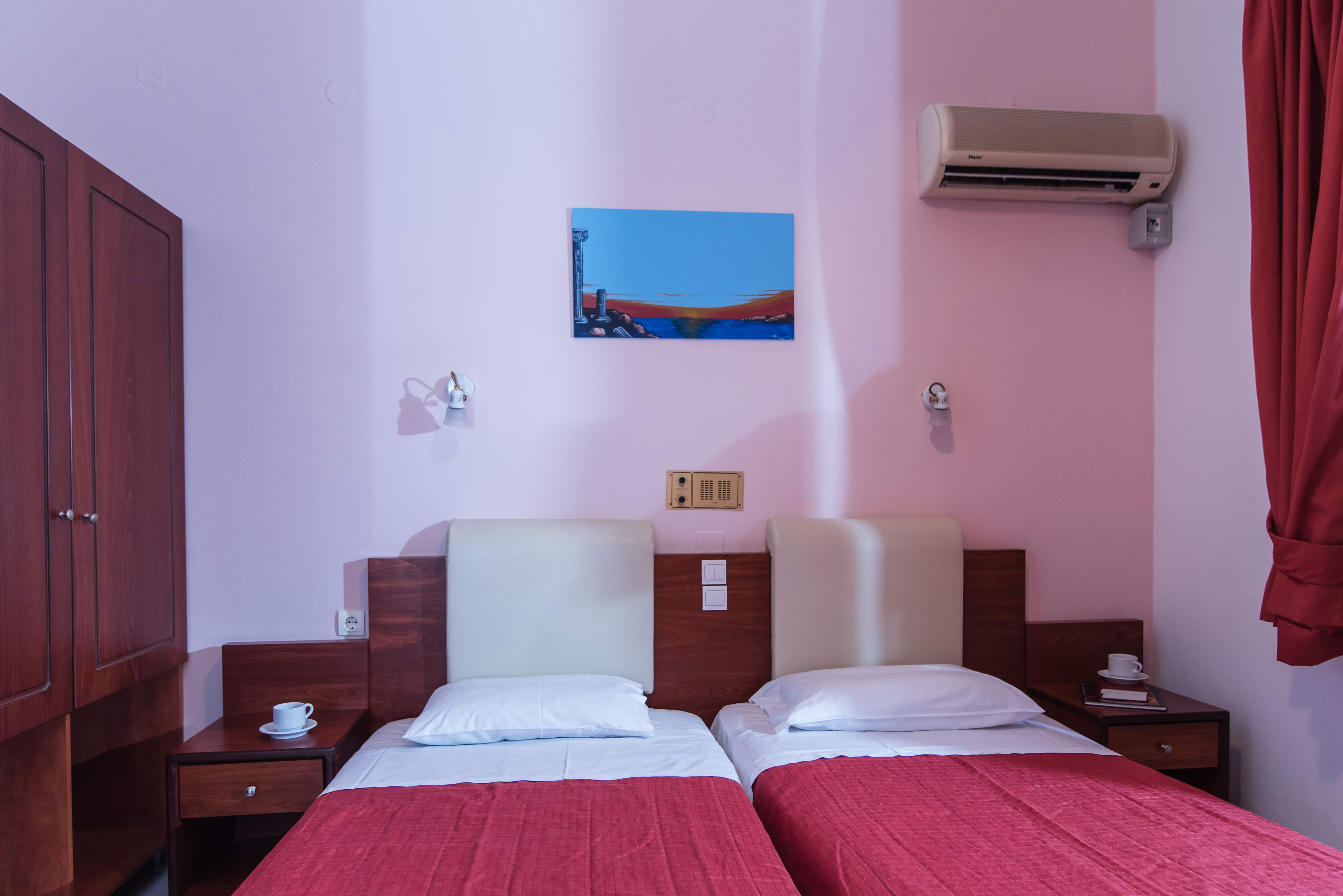 ONE BEDROOM APARTMENT GARDEN VIEW OR SIDE SEA VIEW 3 PAX