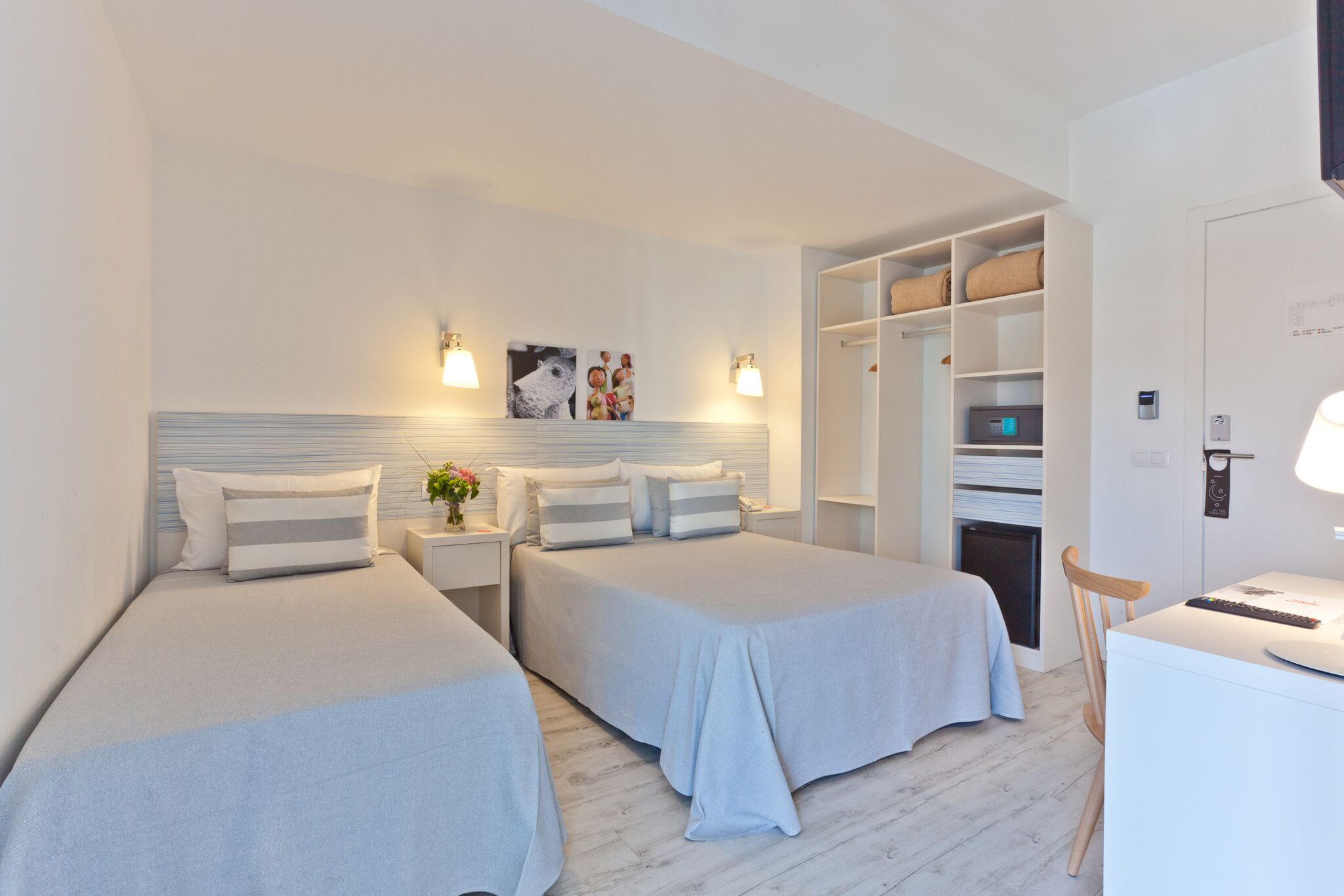 DELUXE FAMILY ROOM BALCONY OR TERRACE