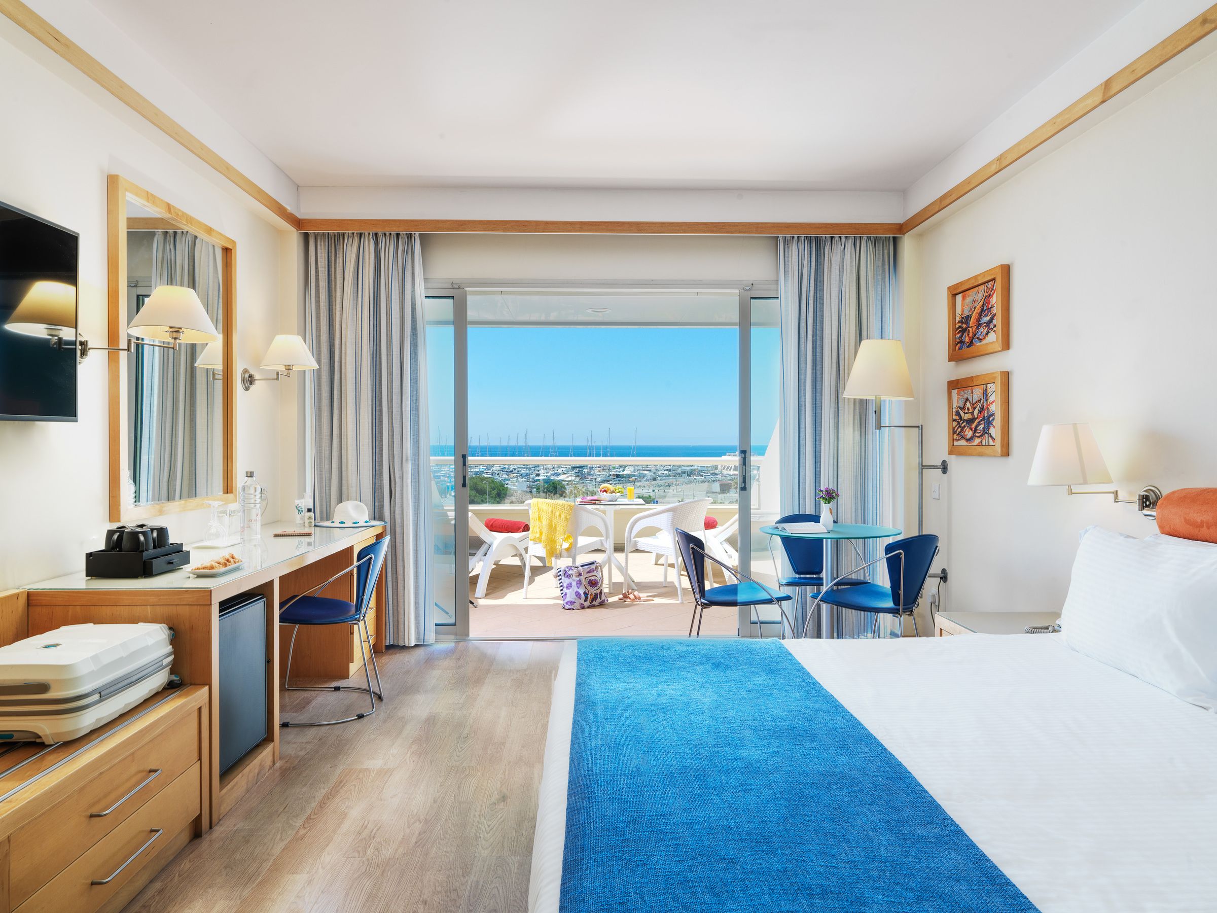 TWIN STANDARD ROOM HARBOUR VIEW