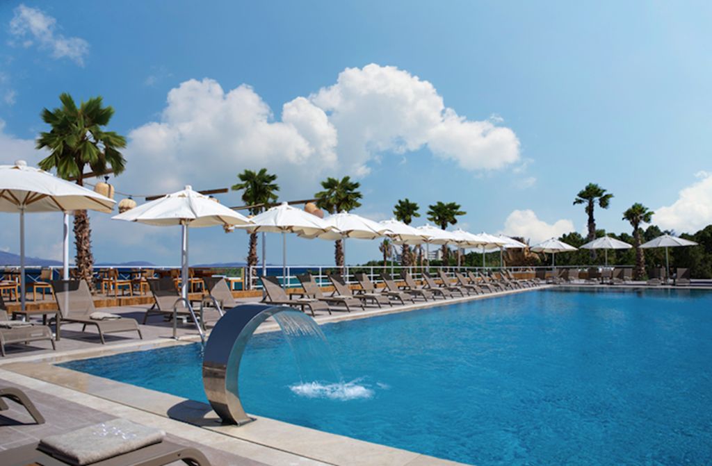 Piscina deschisă