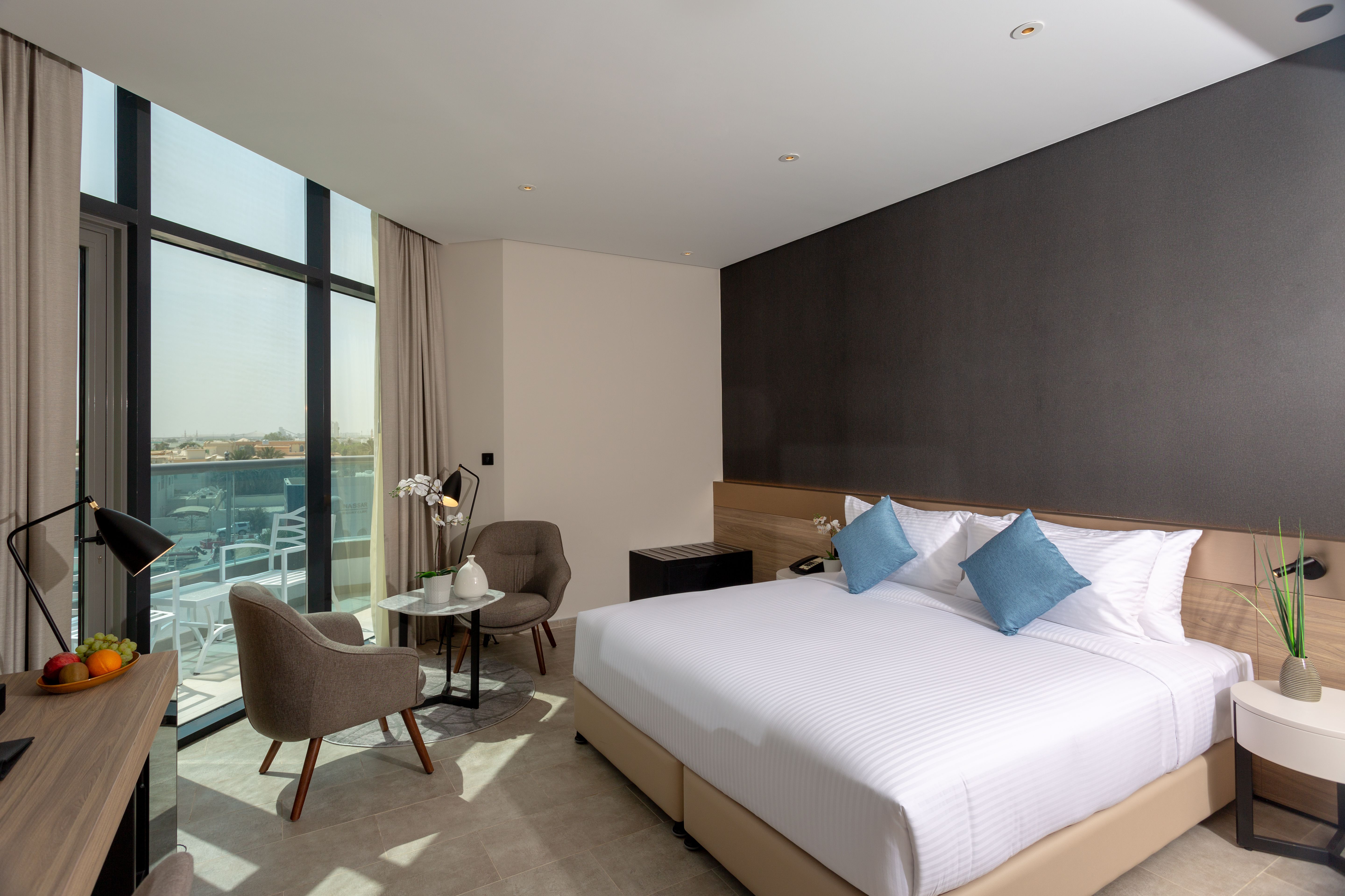 PREMIUM ROOM