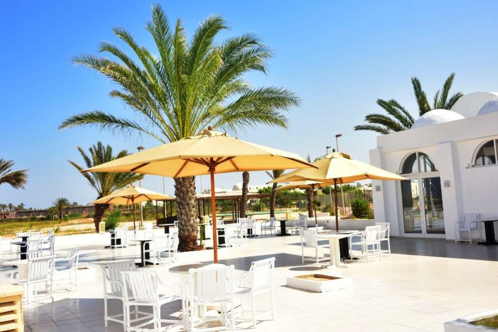 POOL BAR