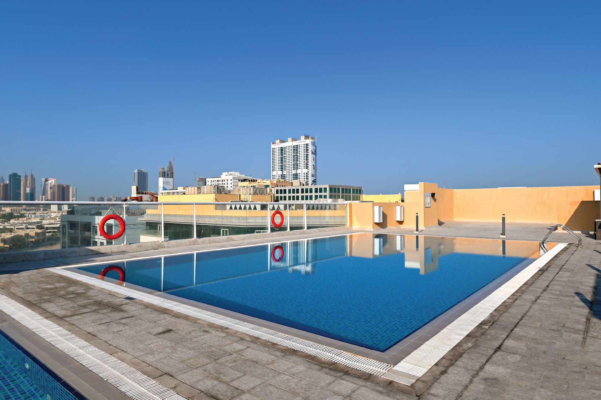 Piscina deschisă