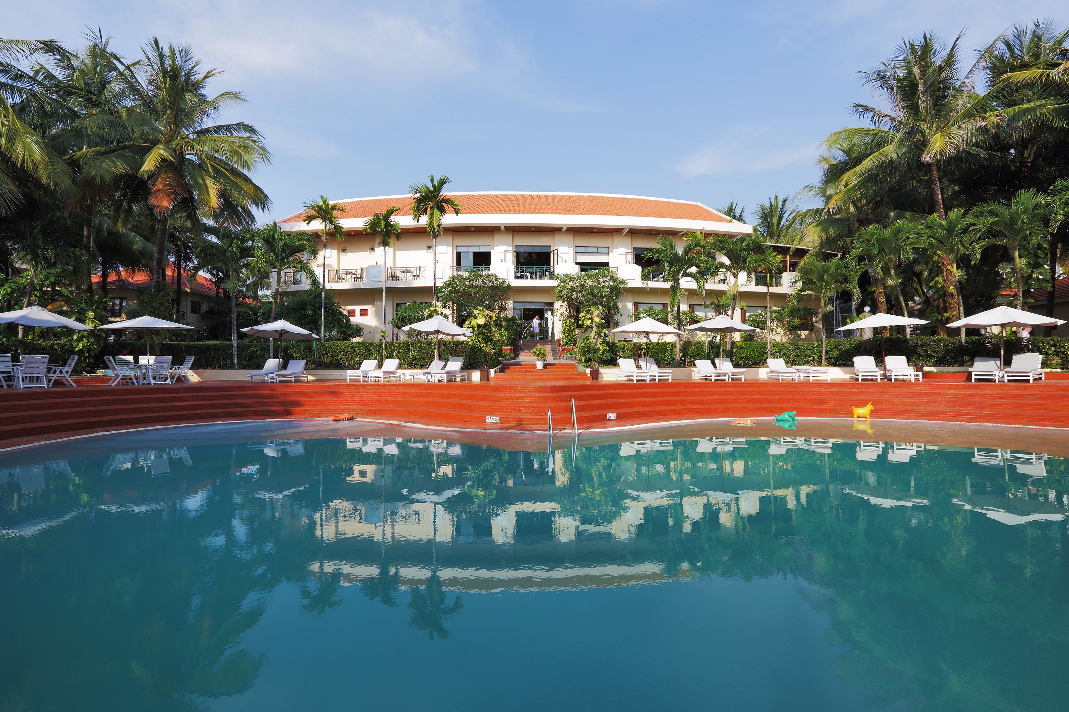 Piscina deschisă