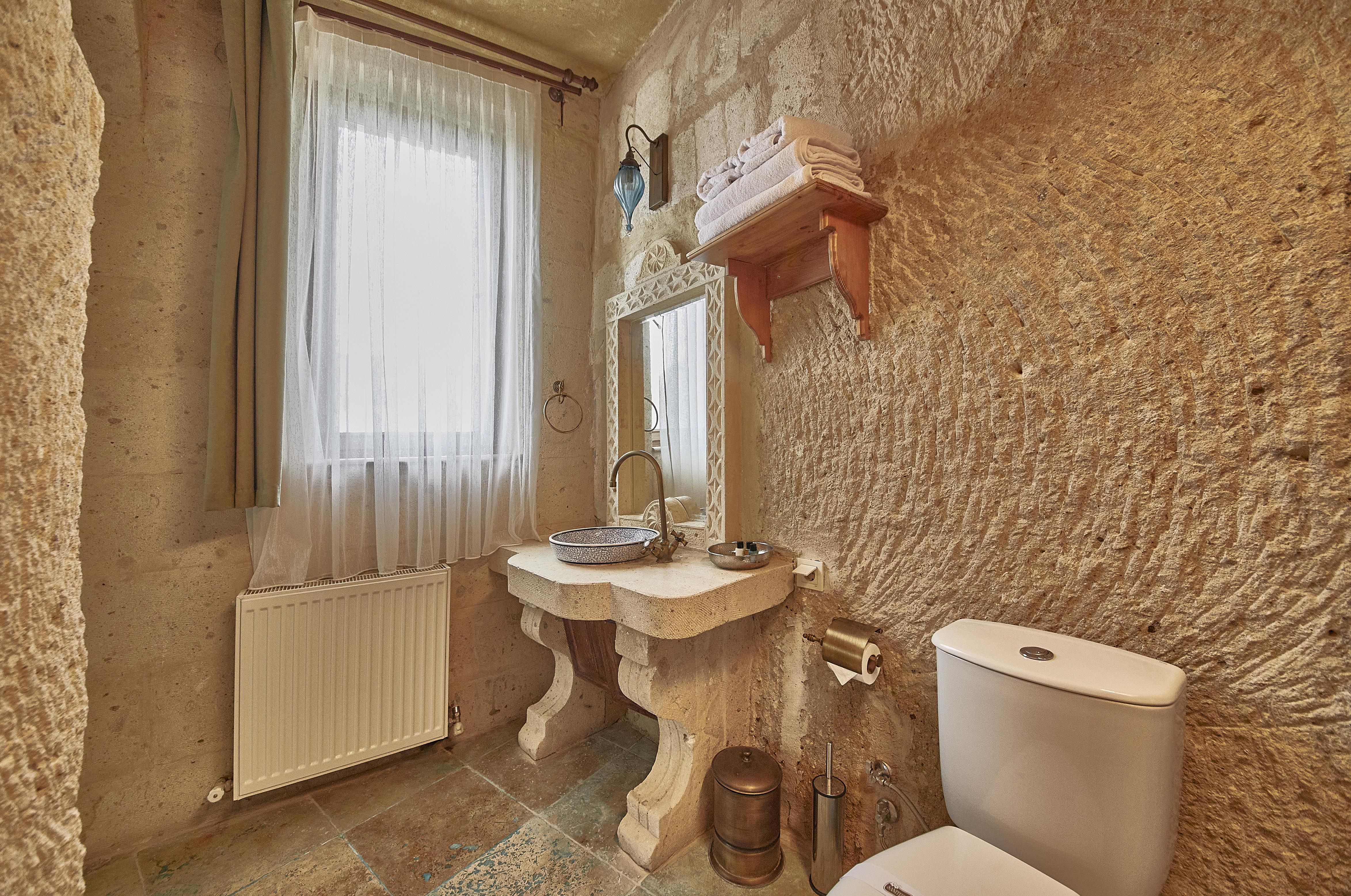 JUNIOR SUITE ROOM