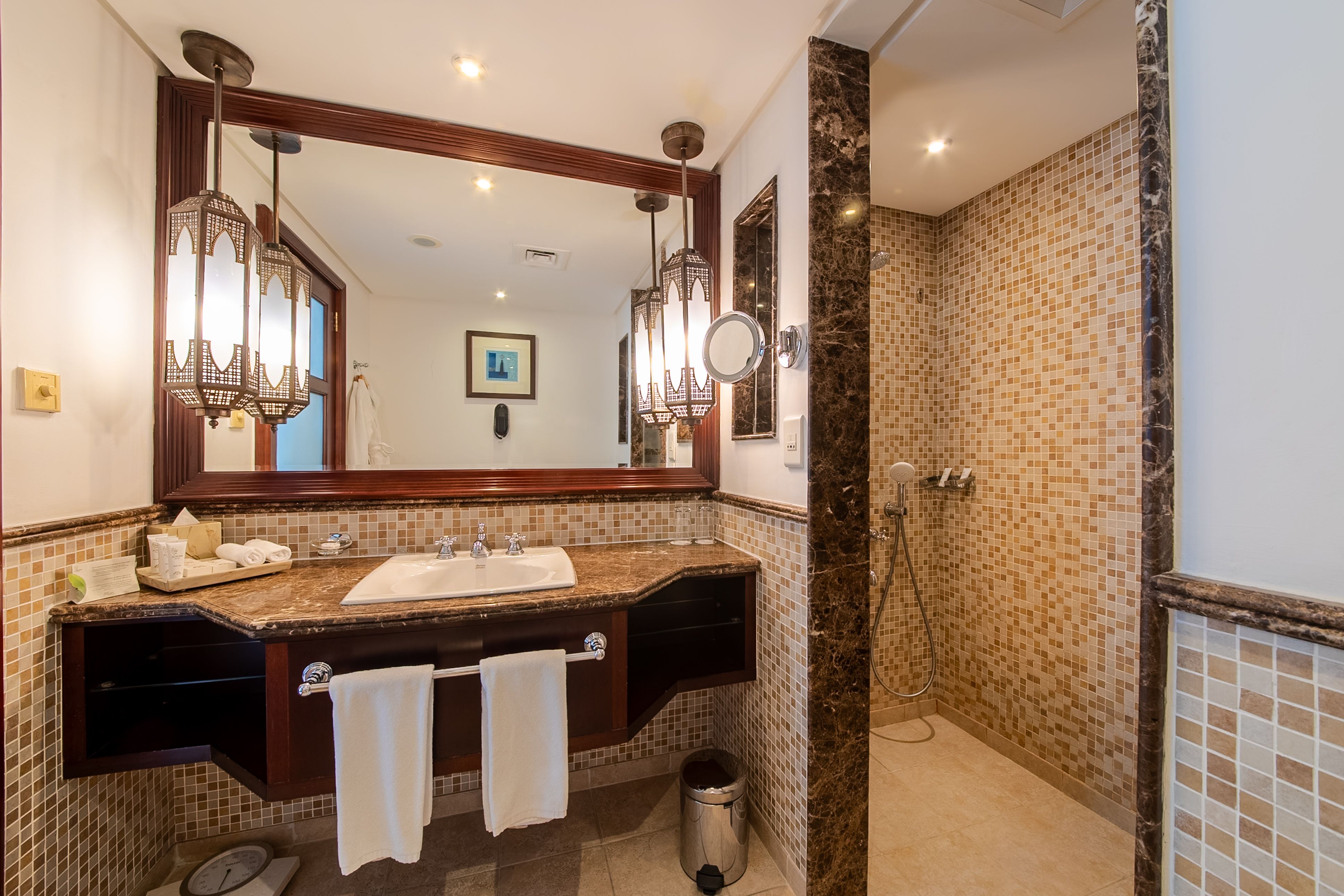 Signature Deluxe Room