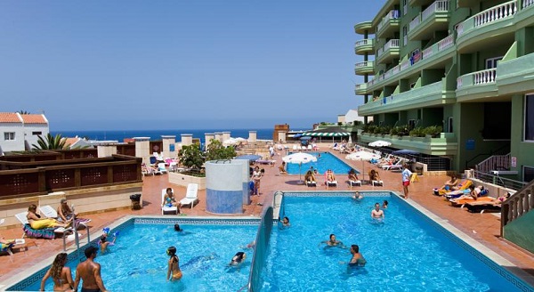 Hotel Villa Adeje Beach, Tenerife, exterior, piscina, hotel.jpg