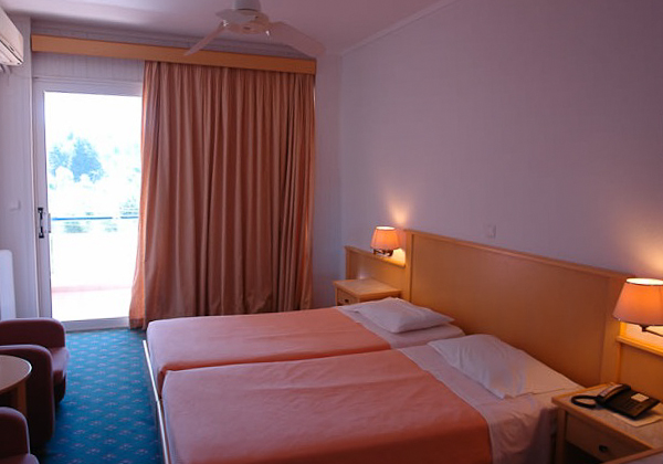 Corfu, Hotel Elea Beach, camera dubla.jpg