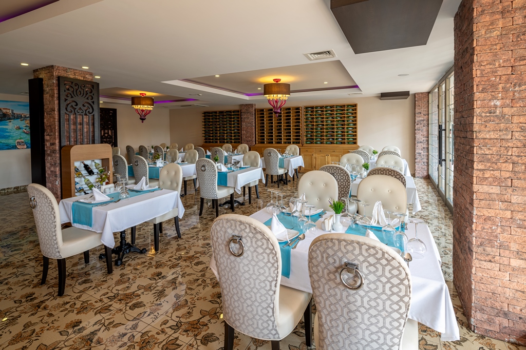 ITALIAN A'LA-CARTE RESTAURANT