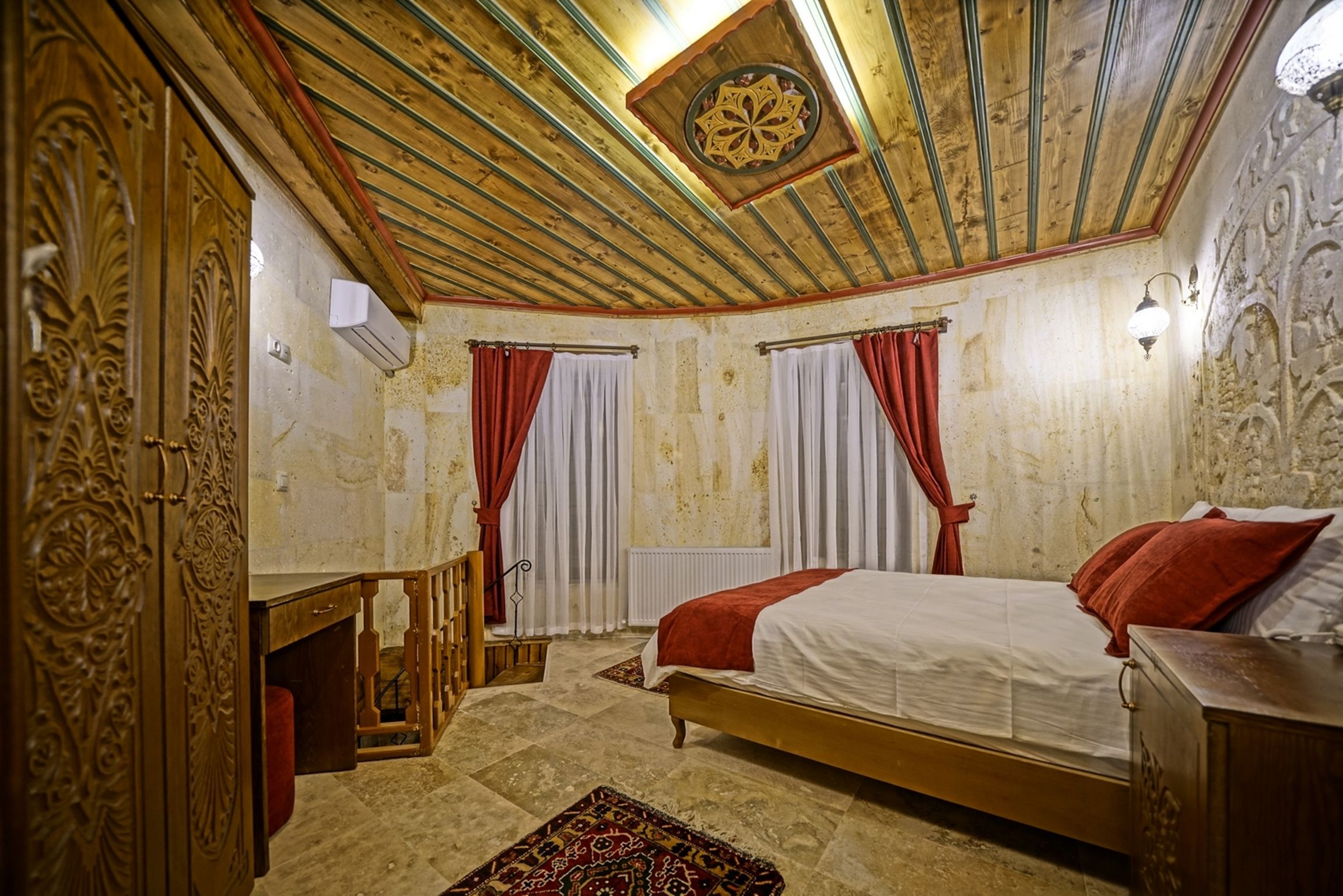 DUBLEX DELUXE ROOM