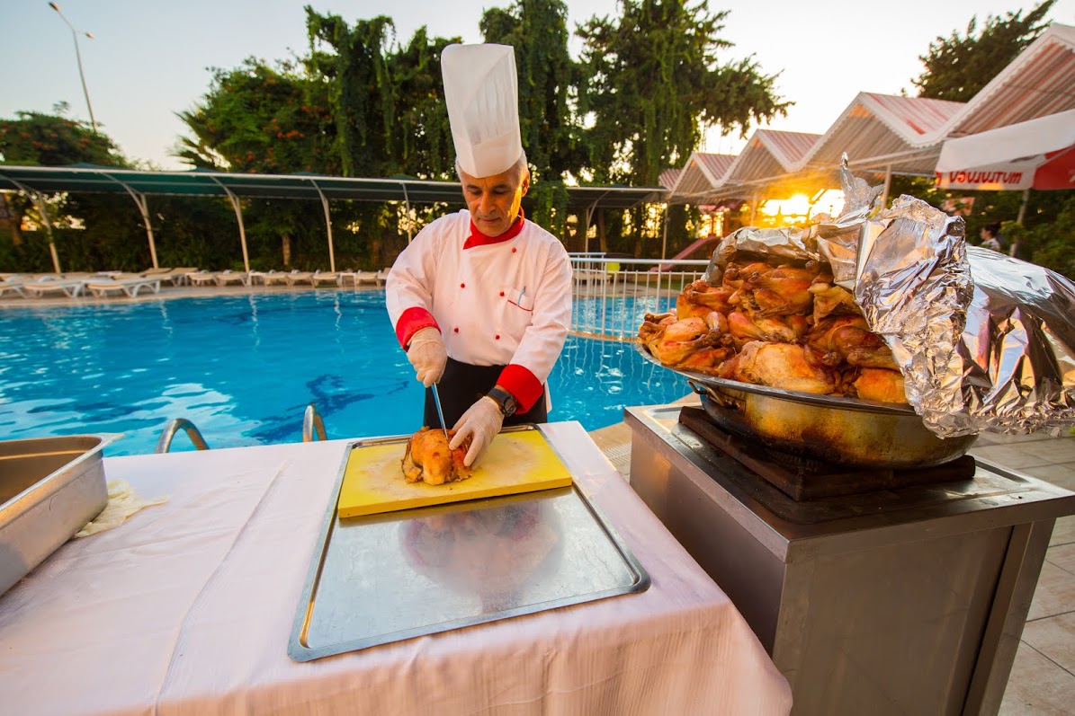  First  Class Hotel Ana Restaurant